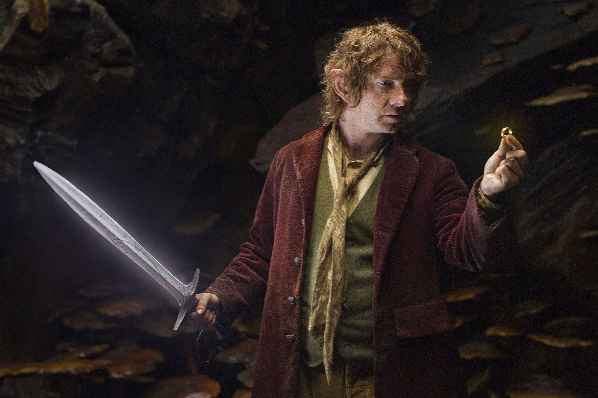 Bilbo Baggins character, Hobbit film series, LoTR franchise, Adventure still, 2300x1540 HD Desktop