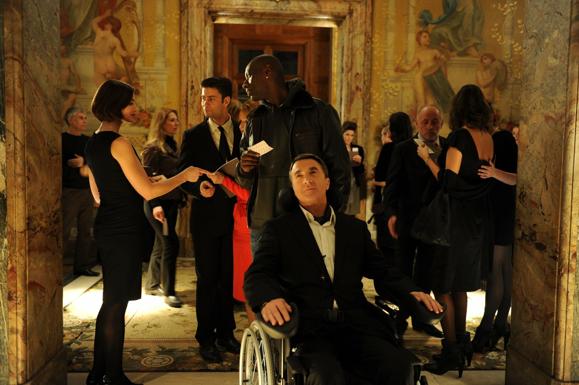 Intouchables: It was the most viewed French film in the world with 51.5 million tickets sold. 1920x1280 HD Background.