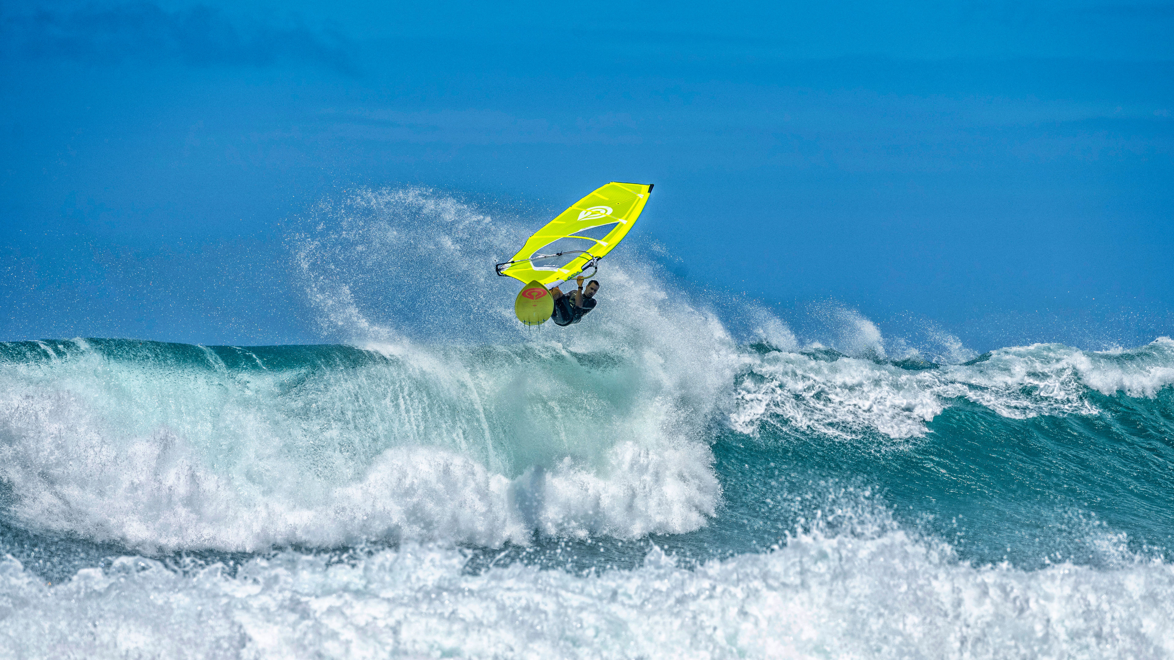 Windsurfing: Surfing, Windsurfing and Kite-surfing, Western Australia 2022, WA’s Longest Wave Rides. 3840x2160 4K Background.