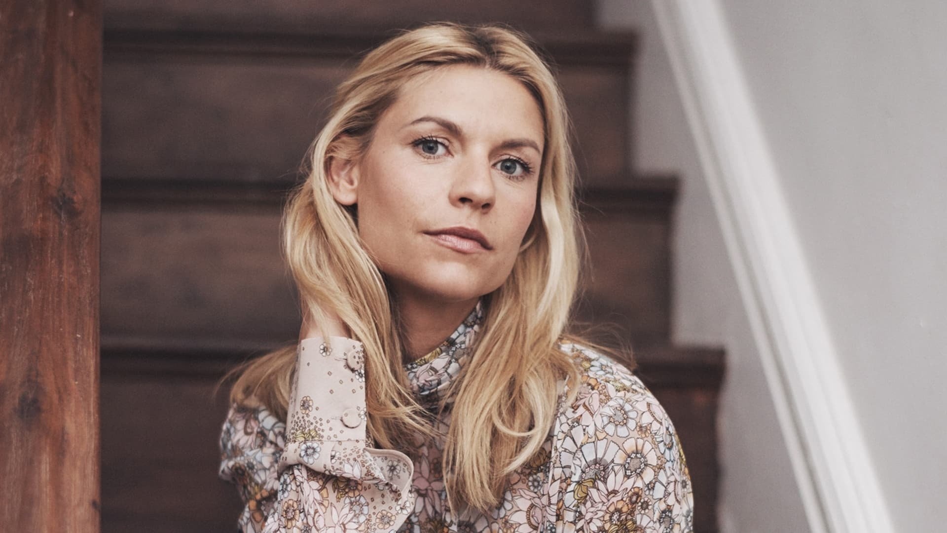 Claire Danes: The role as Ann Grant in the drama film Evening. 1920x1080 Full HD Background.