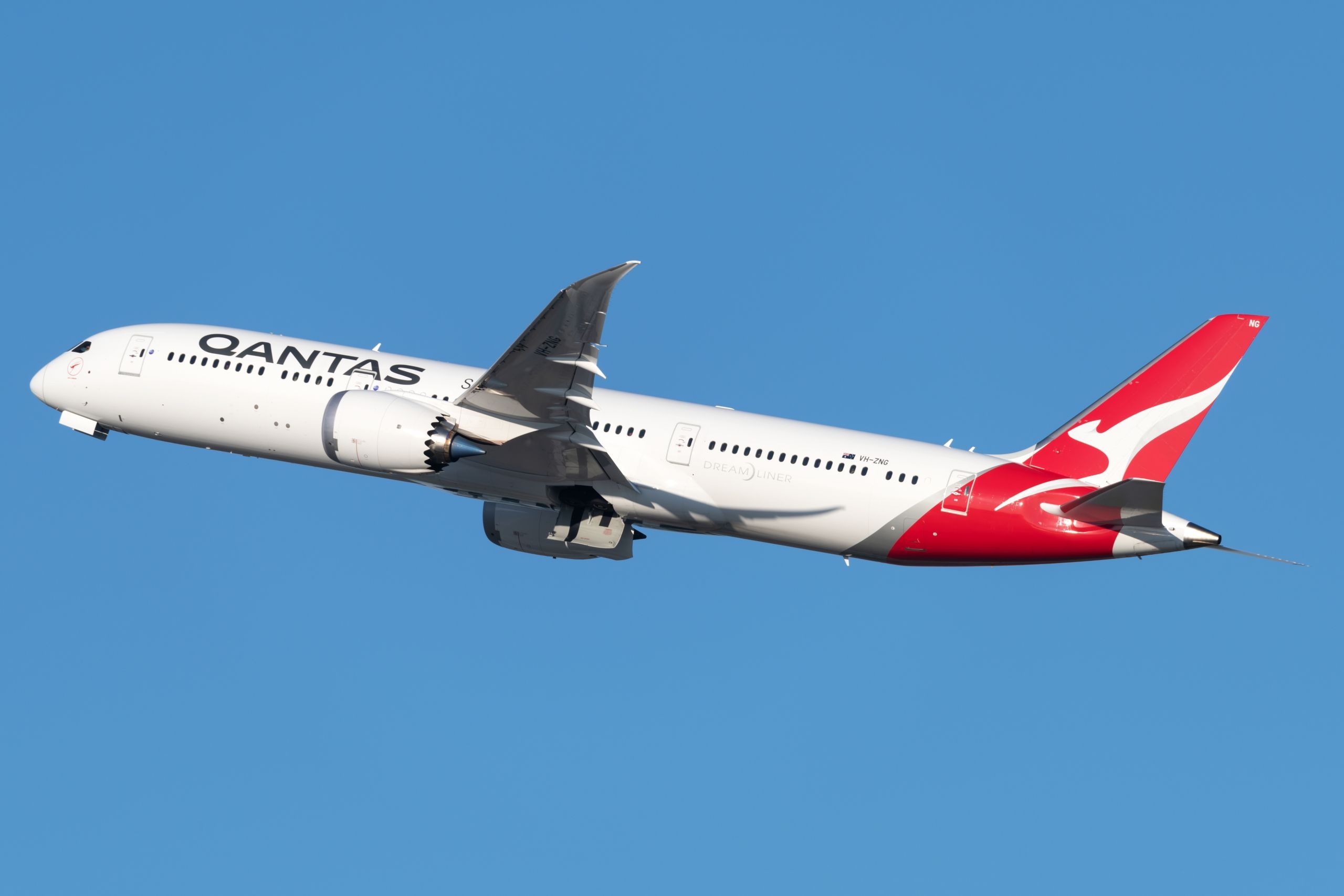 Qantas, Hong Kong lounge, Post-COVID, Qantas reopening, 2560x1710 HD Desktop