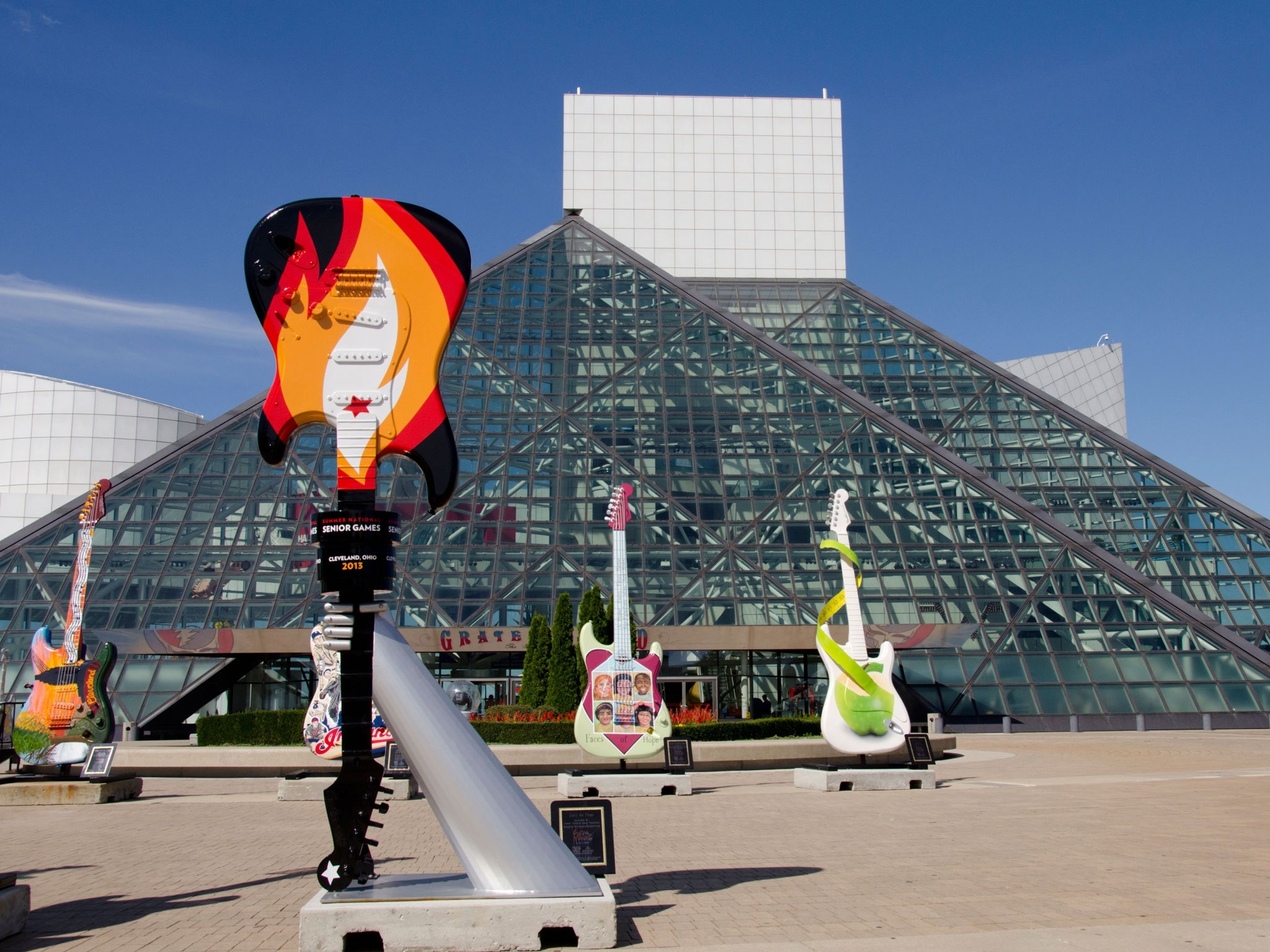 Rock and Roll Hall of Fame, Must visit museums, 2050x1540 HD Desktop