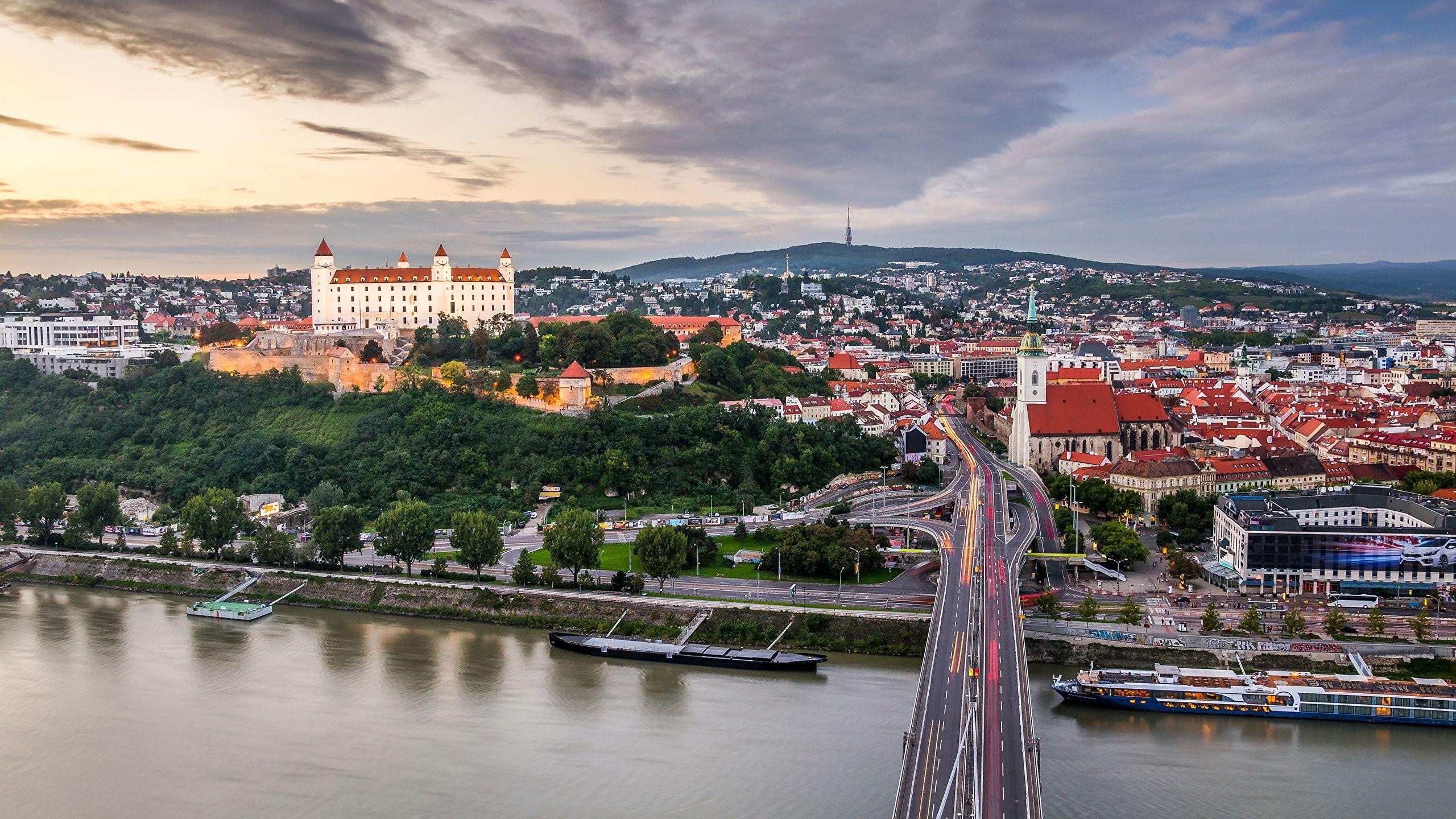 Bratislava, Wallpaper, Cityscape beauty, European charm, 2560x1440 HD Desktop