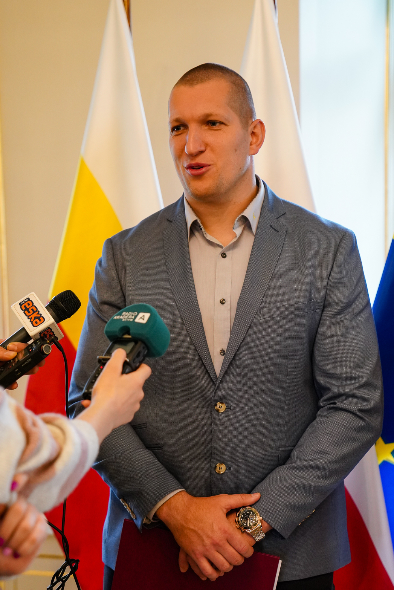 Wojciech Nowicki, Promoting Biaystok, Official city portal, Sports ambassador, 1370x2050 HD Handy