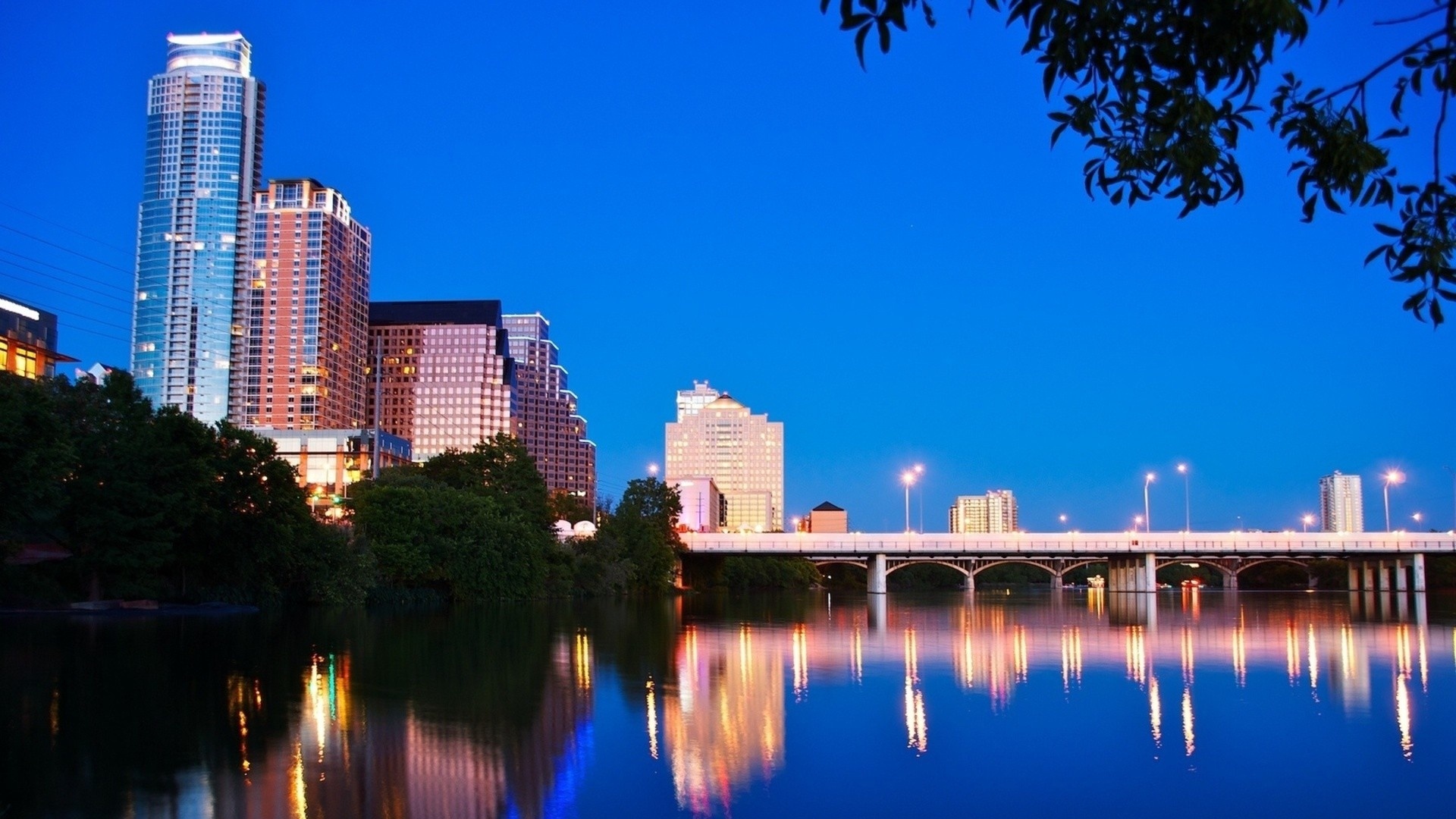 Austin: The city is known for its live music scene, with over 250 music venues. 1920x1080 Full HD Background.
