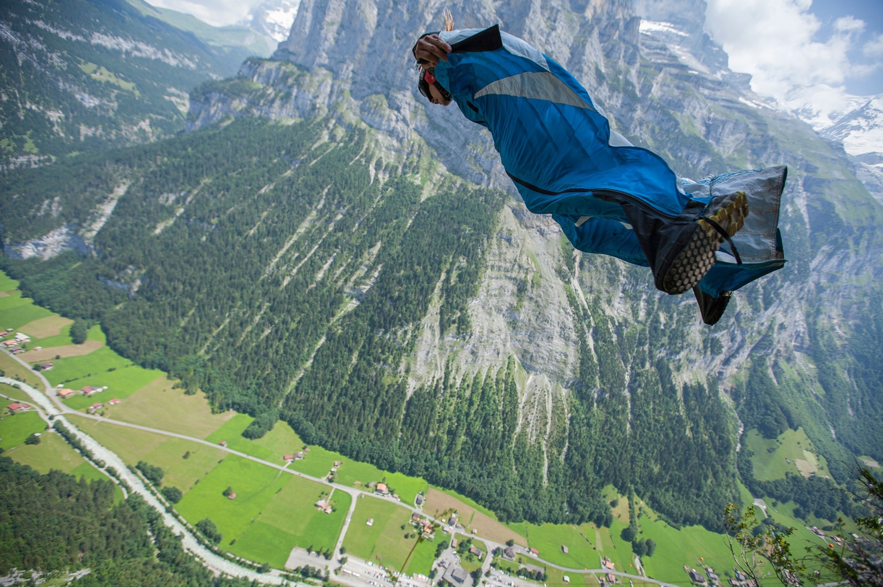 Wingsuit Flying: One of the World's Deadliest Sports, Wingsuiting, High altitude air sport. 3080x2050 HD Background.