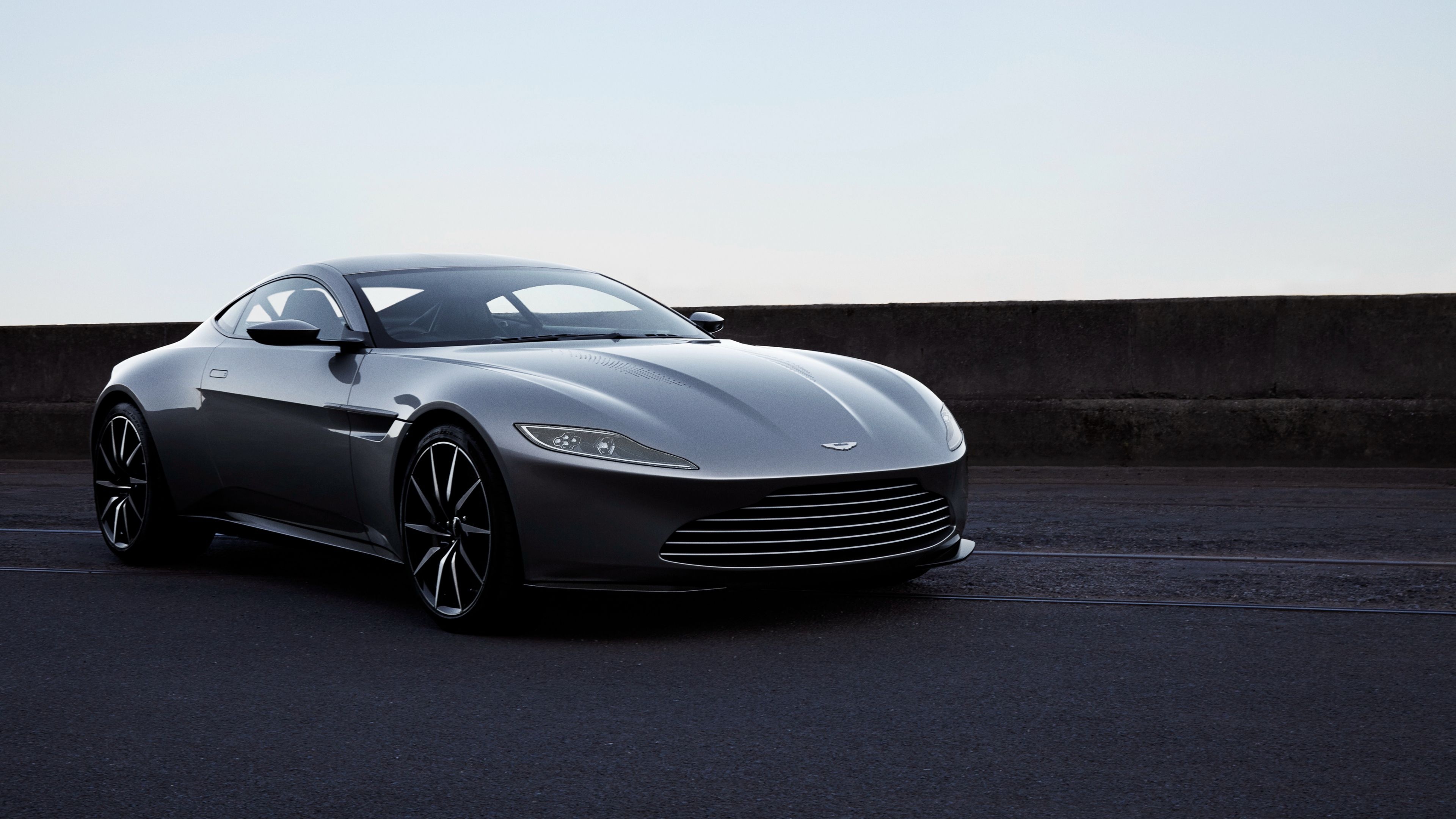 Aston Martin DB11, Auto luxury, Supercar revs, Sleek design, 3840x2160 4K Desktop