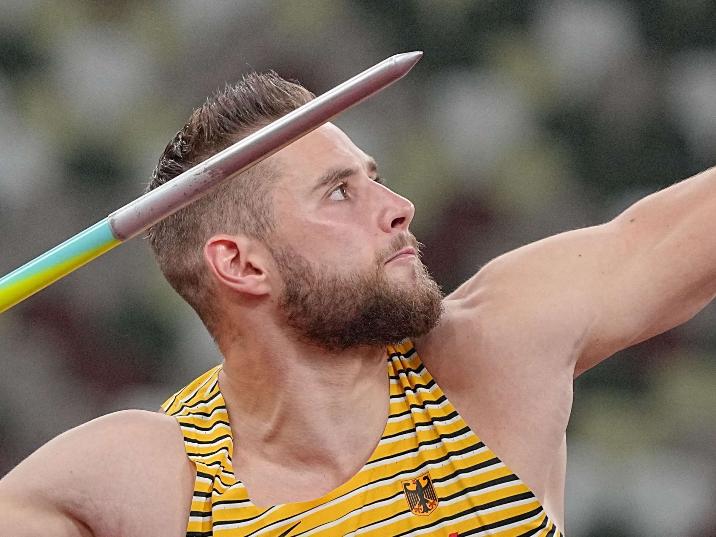 Johannes Vetter, German Championship withdrawal, Spear thrower's decision, Competitive setback, 2400x1800 HD Desktop