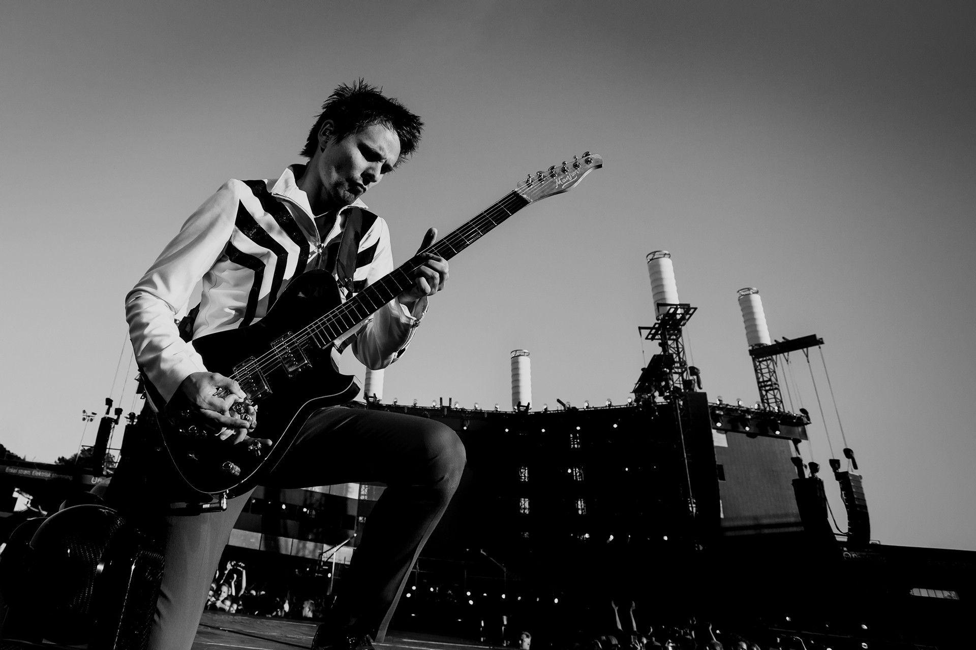 Matt Bellamy, Musician, Guitarist, Muse frontman, 1920x1280 HD Desktop