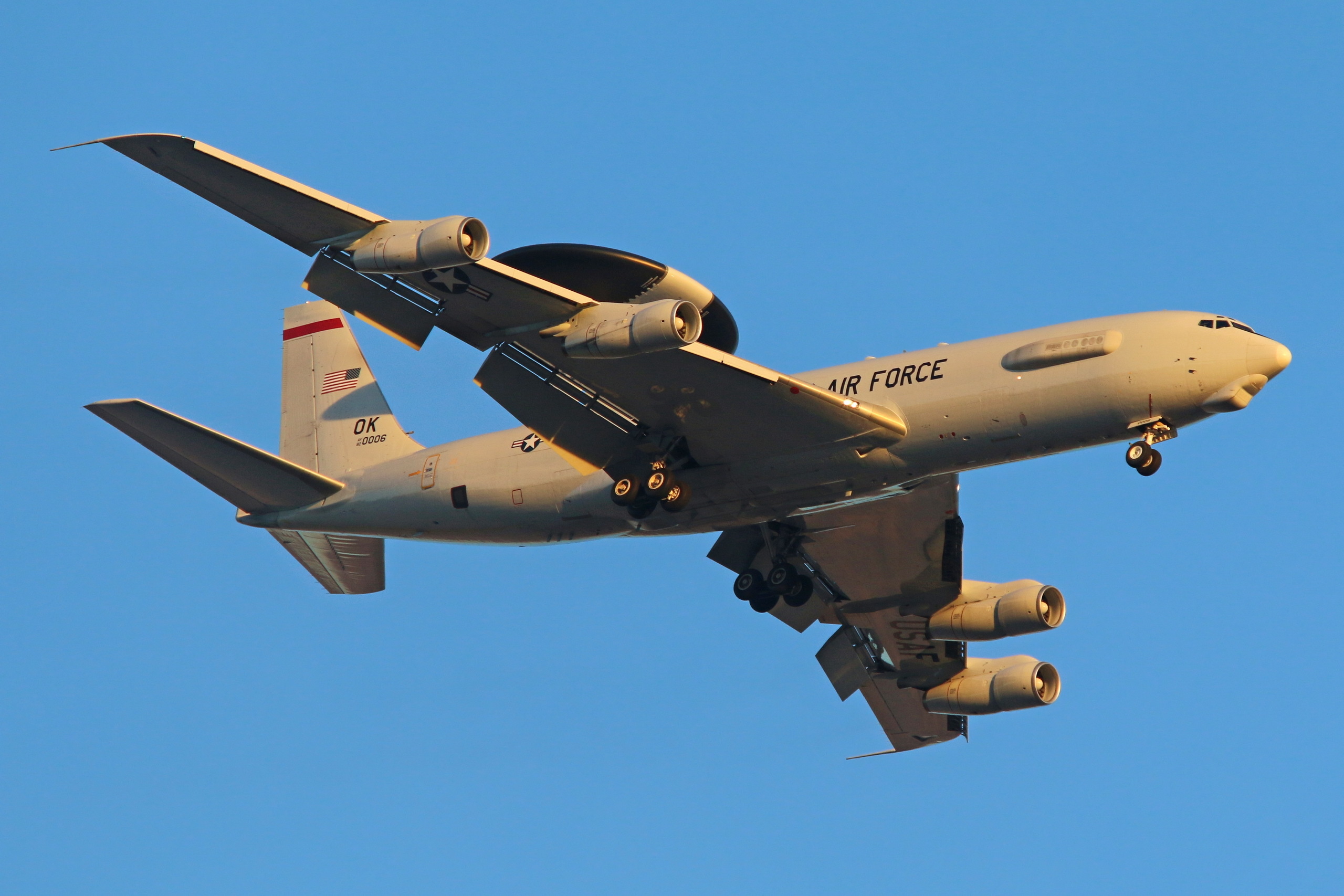 Boeing E-3, Military aircraft, Aerospace technology, Airborne radar, 2560x1710 HD Desktop