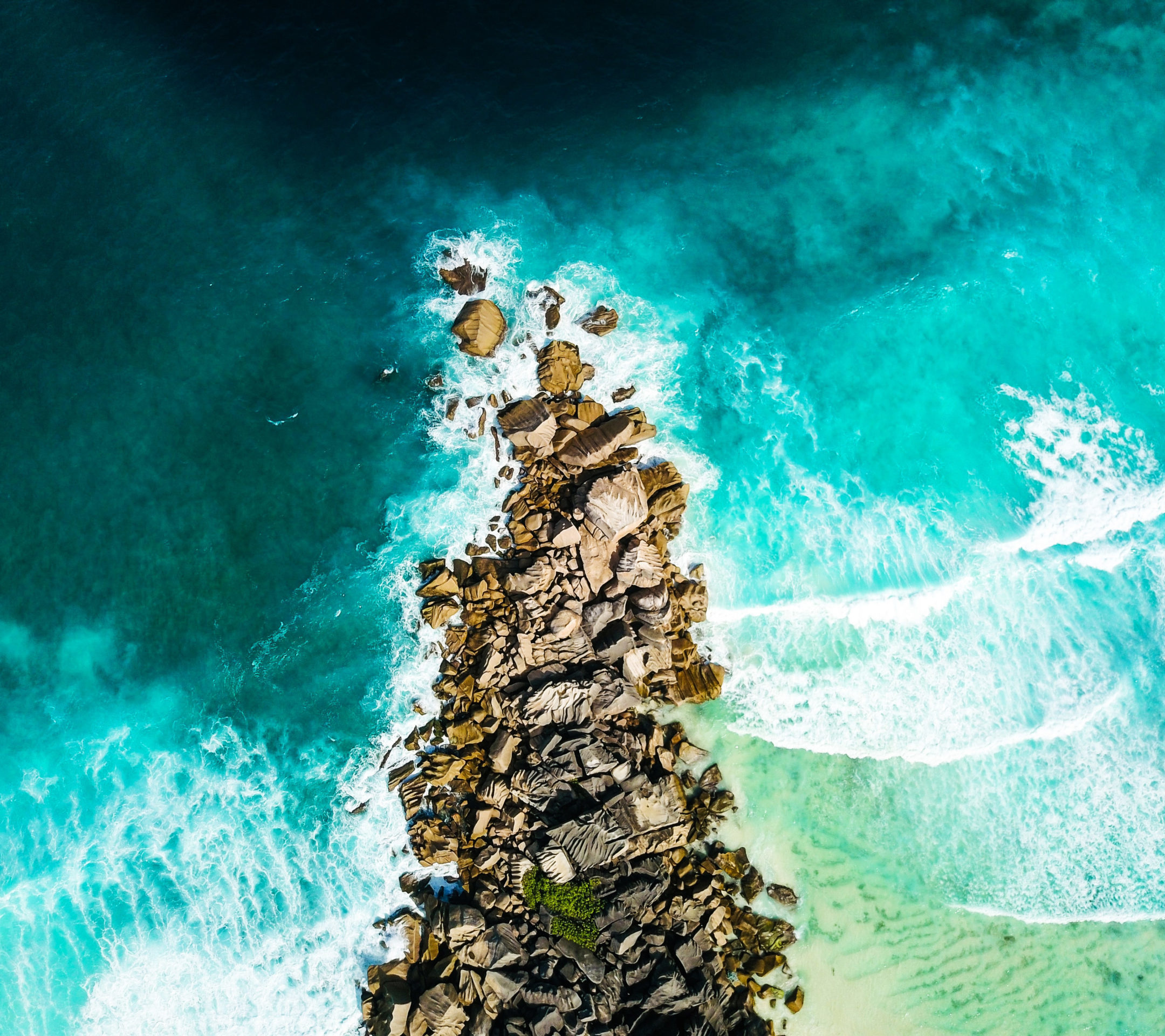 Aerial shot, La Digue, Seychelles, Beach wallpapers, 2160x1920 HD Desktop