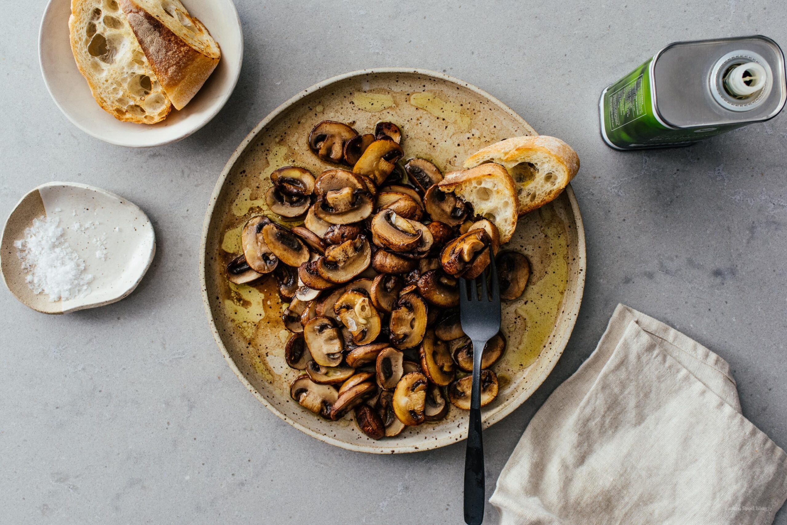 Pan-seared mushrooms, Garlic-infused, Flavorful side, Delectable dish, 2560x1710 HD Desktop