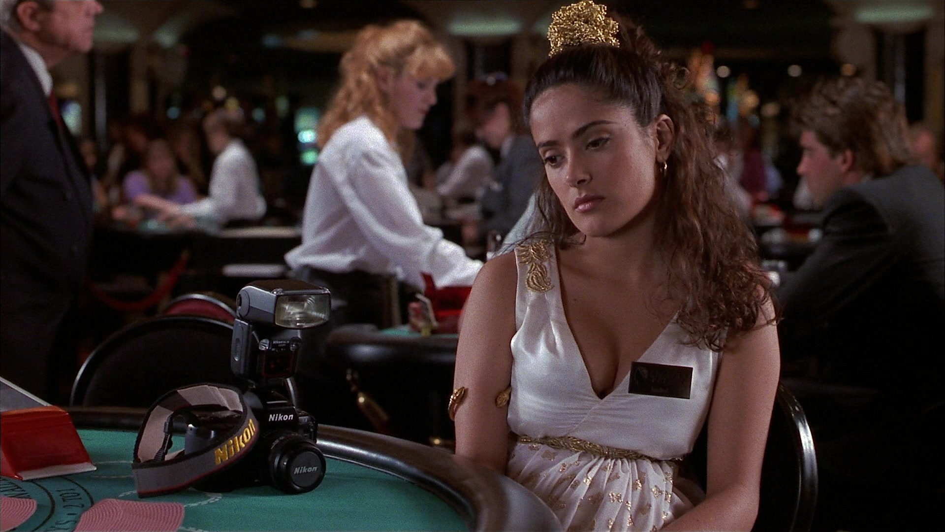 Fools Rush In (Movie): Salma Hayek As Isabel Fuentes-Whitman, A Mexican and American actress and producer. 1920x1080 Full HD Background.