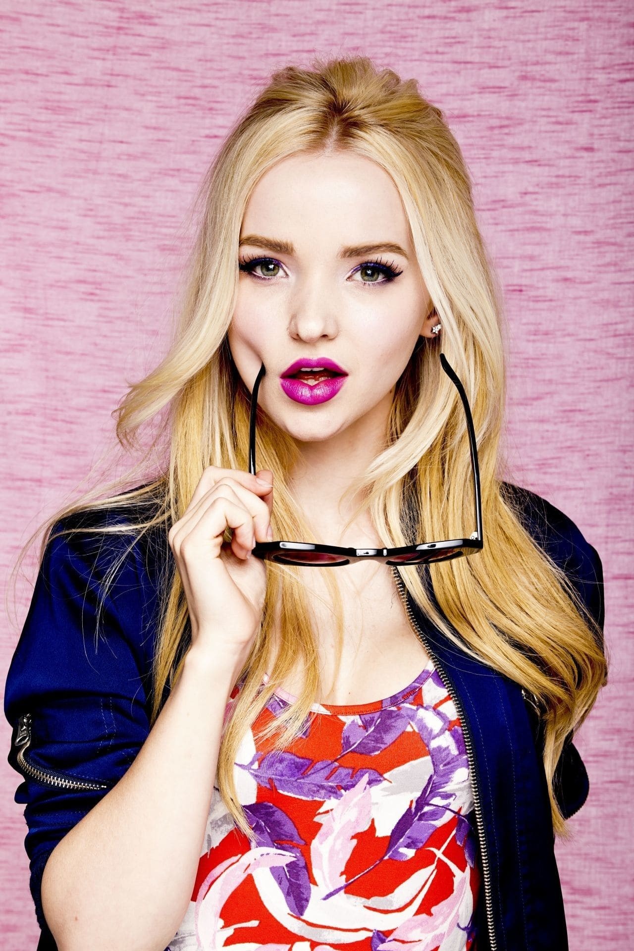 Dove Cameron, HD wallpapers selection, Top-quality visuals, Screen beauty, 1280x1920 HD Phone