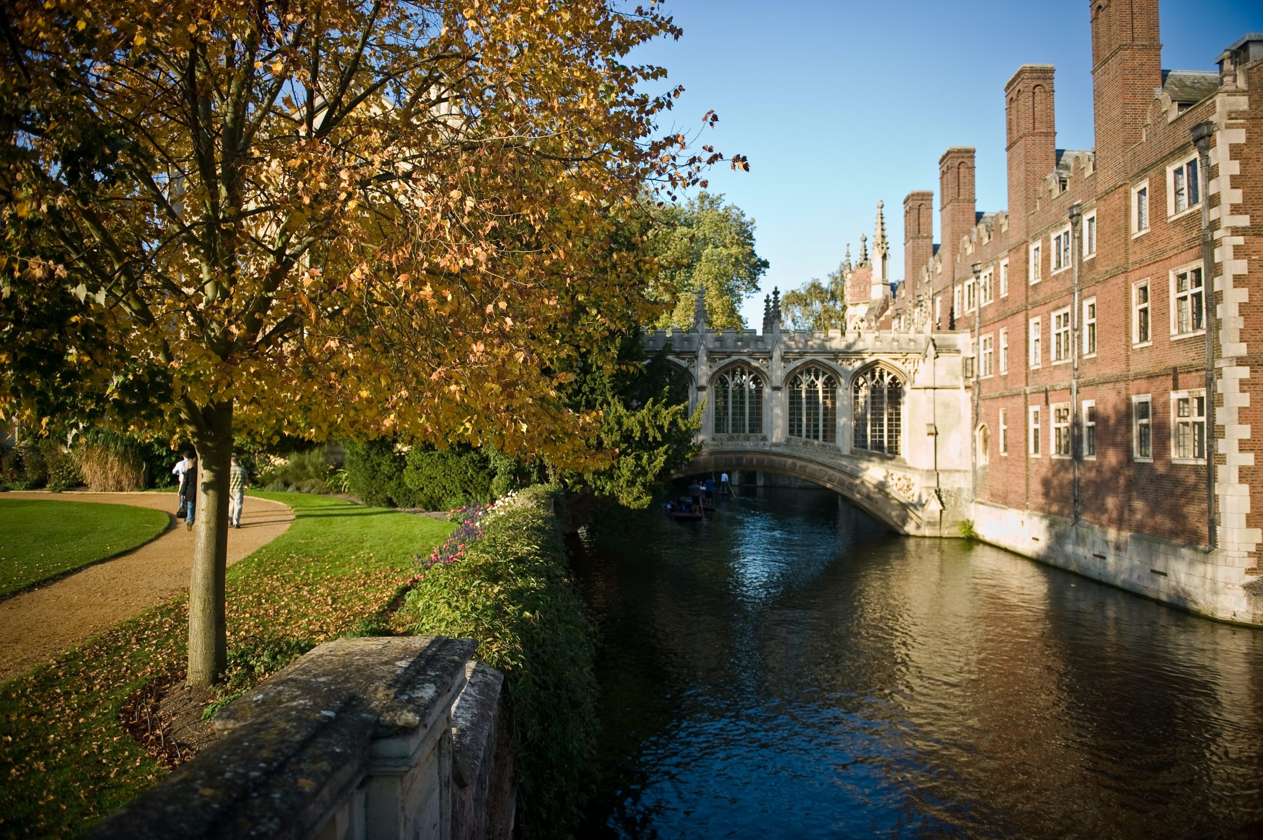 Cambridge University, Travels, Accommodation options, Home away from home, 2560x1710 HD Desktop