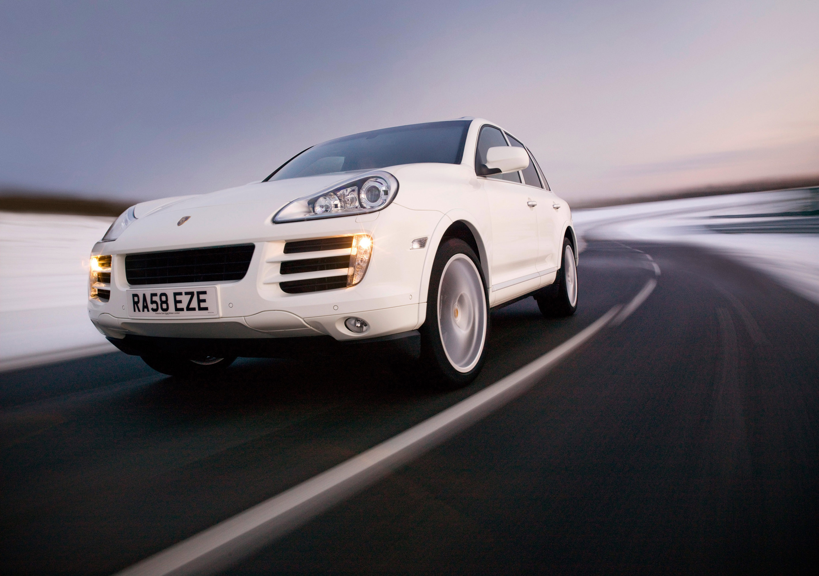 Porsche Cayenne, Elegance meets versatility, Dynamic performance, Sleek design, 2850x2000 HD Desktop
