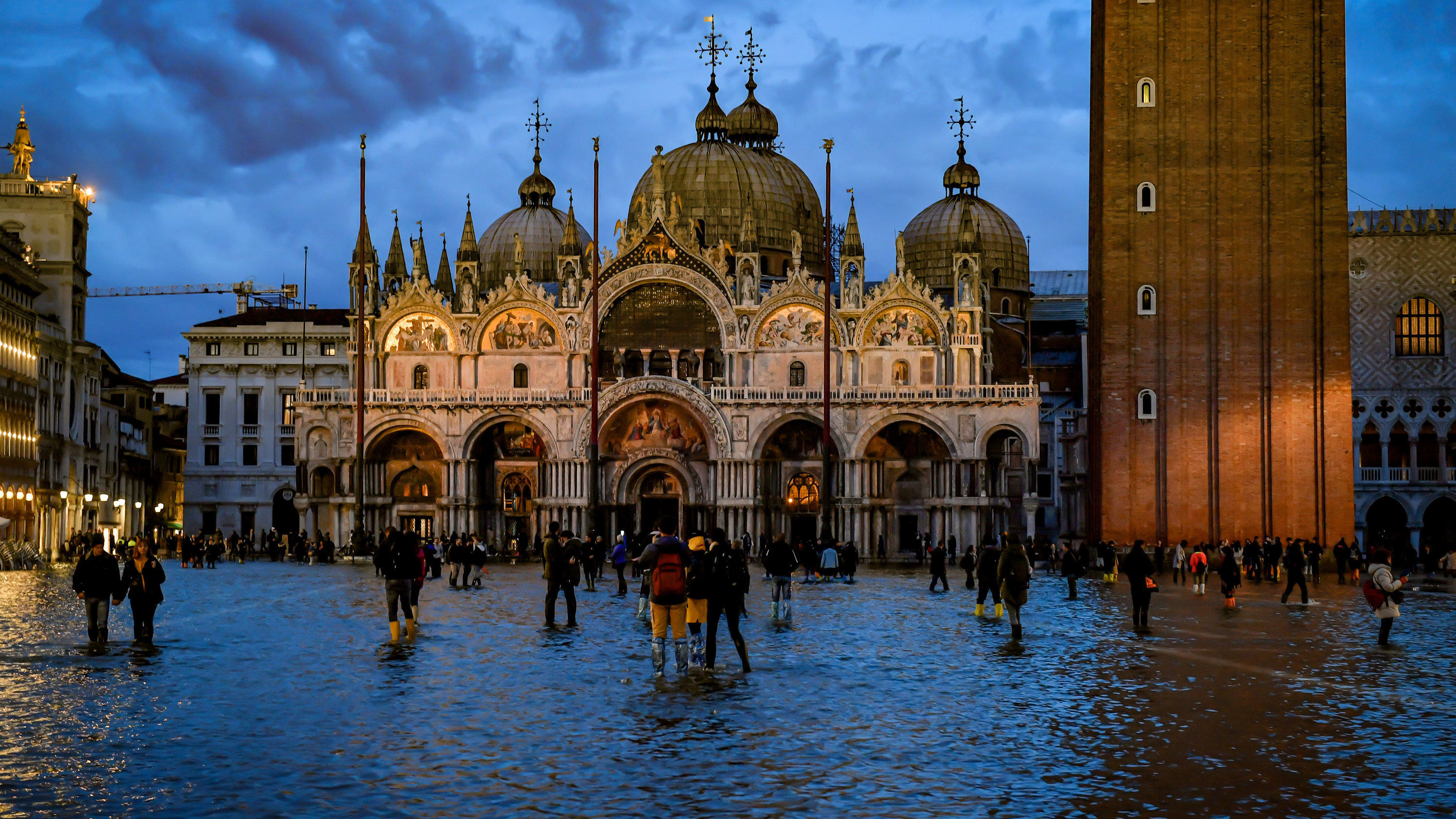 St. Mark's Basilica, Hochwasser, Venedig, Meeresspiegel, 3000x1690 HD Desktop