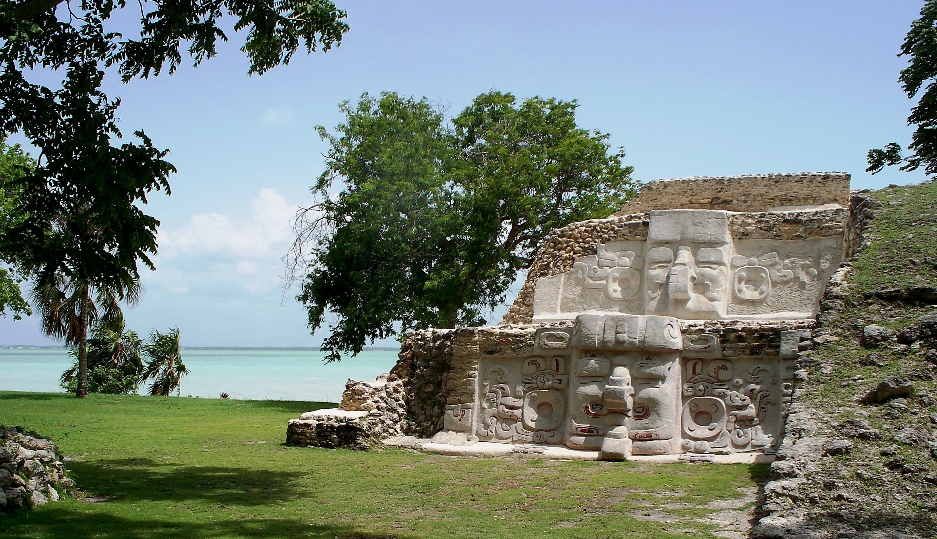 Atemberaubende Ansichten der Maya-Ruinen in Belize, 3270x1880 HD Desktop