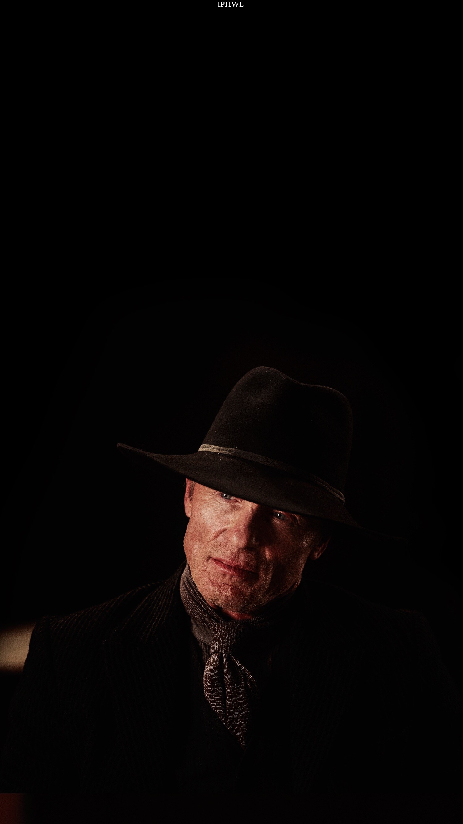 Westworld: Ed Harris as The Man in Black, a sadistic veteran guest attempting to uncover Westworld's innermost secrets. 1500x2670 HD Background.