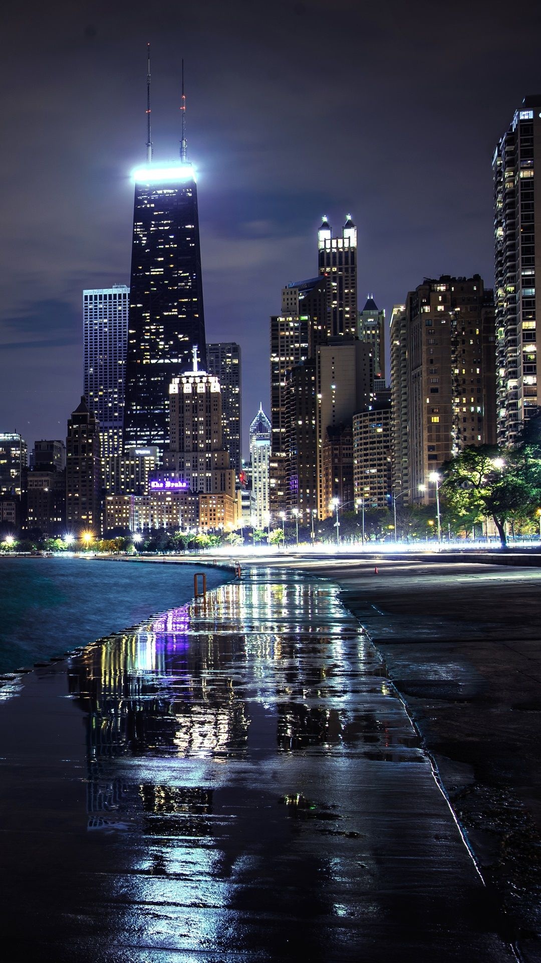 Chicago lights, Sparkling city, Nighttime allure, Festive atmosphere, 1080x1920 Full HD Phone