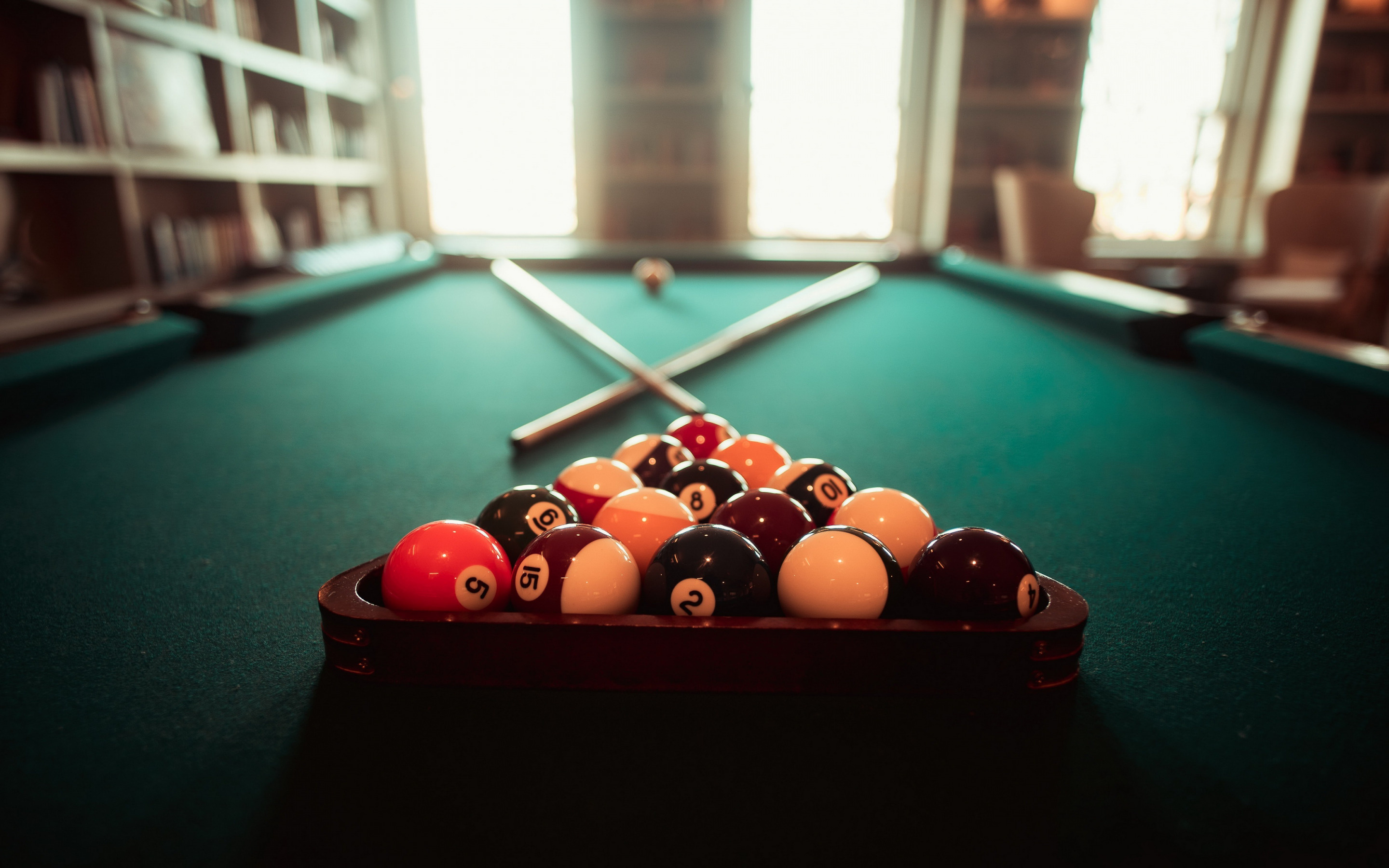 Billiards: Billiard room, Eight-ball, The most common style of cue sports played around the world by professionals. 2880x1800 HD Background.