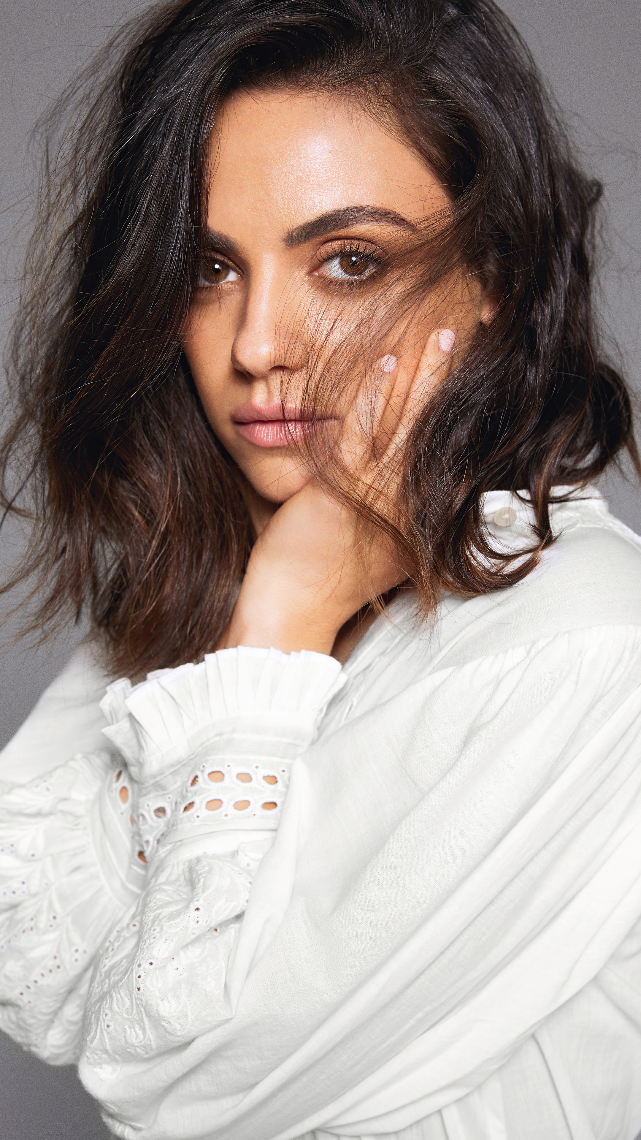 Mila Kunis, 2020, Sony Xperia, Photos, 2160x3840 4K Phone