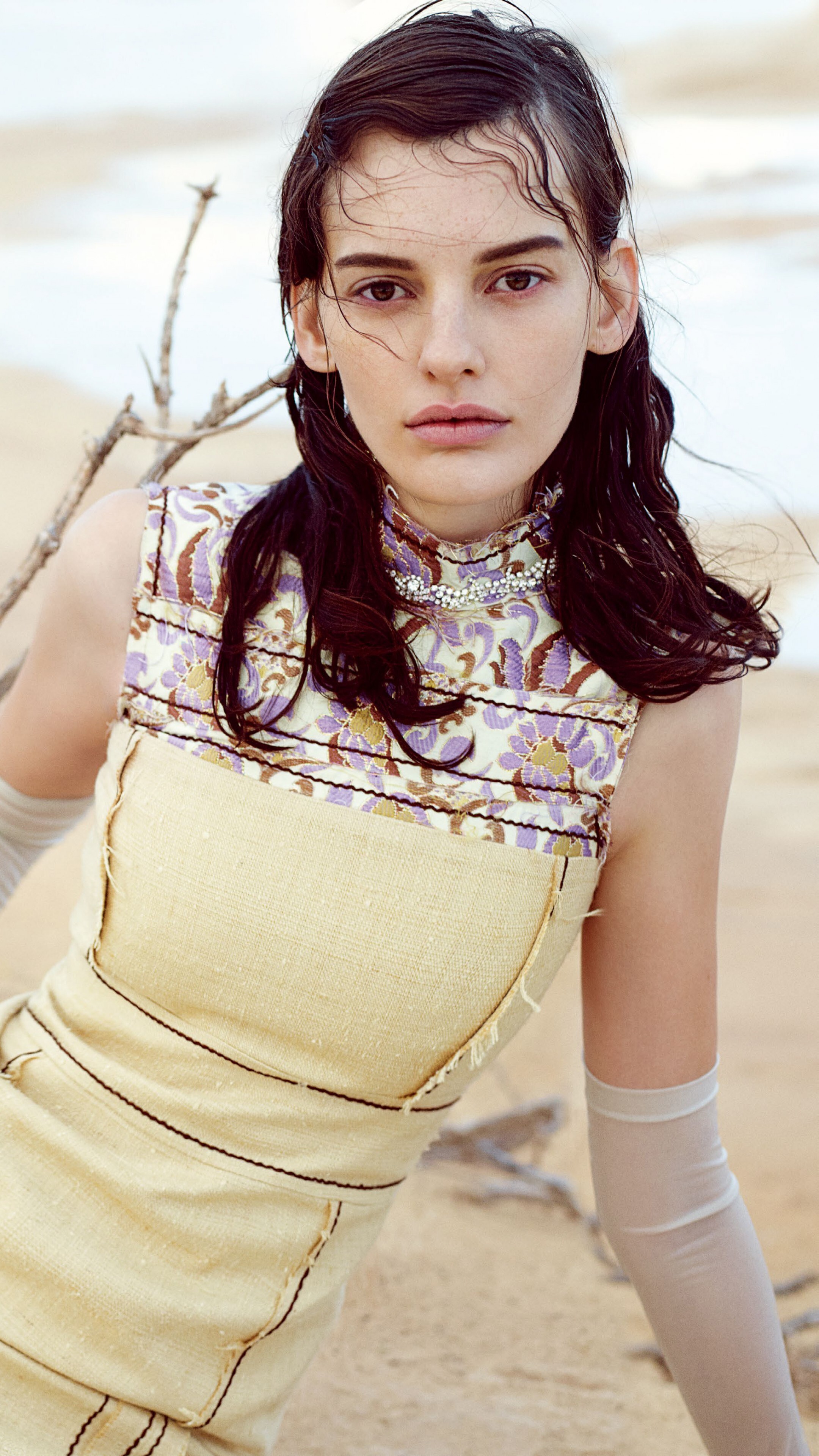 Fashion Model: Amanda Murphy, An American fashion model, Best known for being a Prada muse. 2160x3840 4K Background.