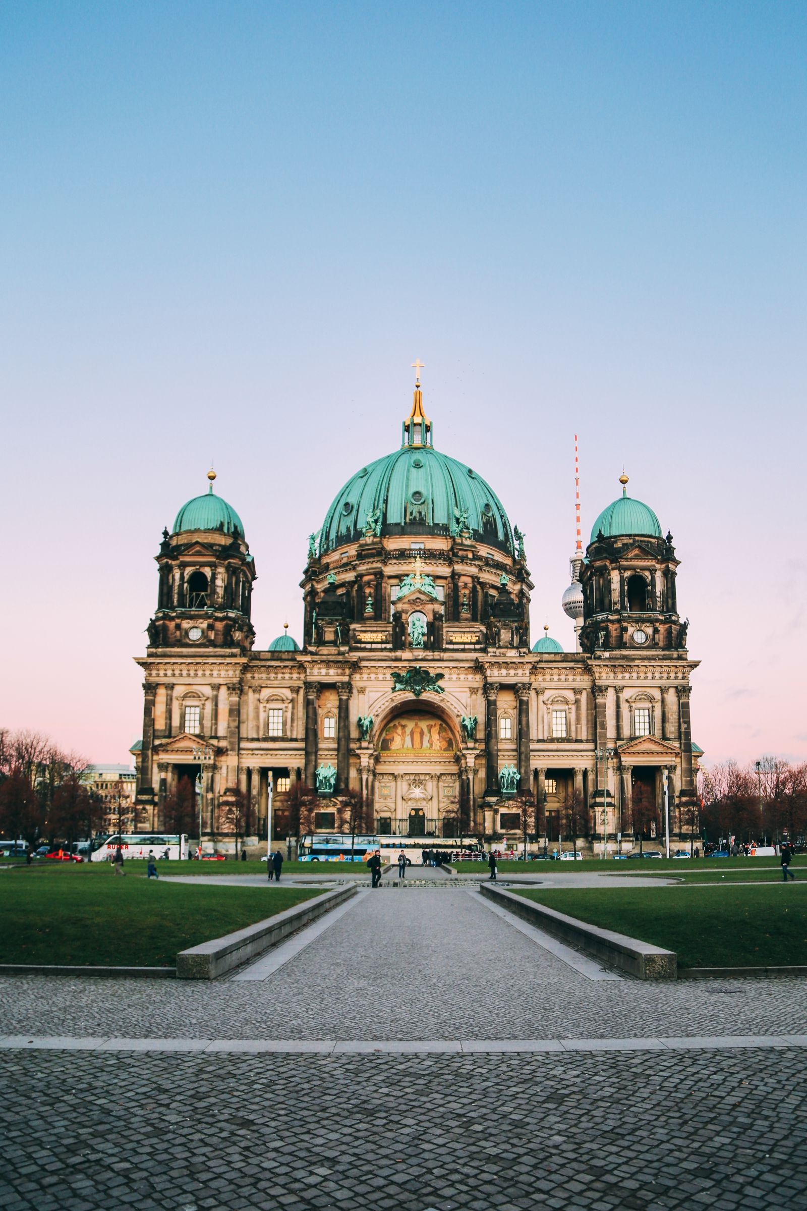 Berlin, Must-do activities, Travel recommendations, Hand luggage only, 1600x2400 HD Phone