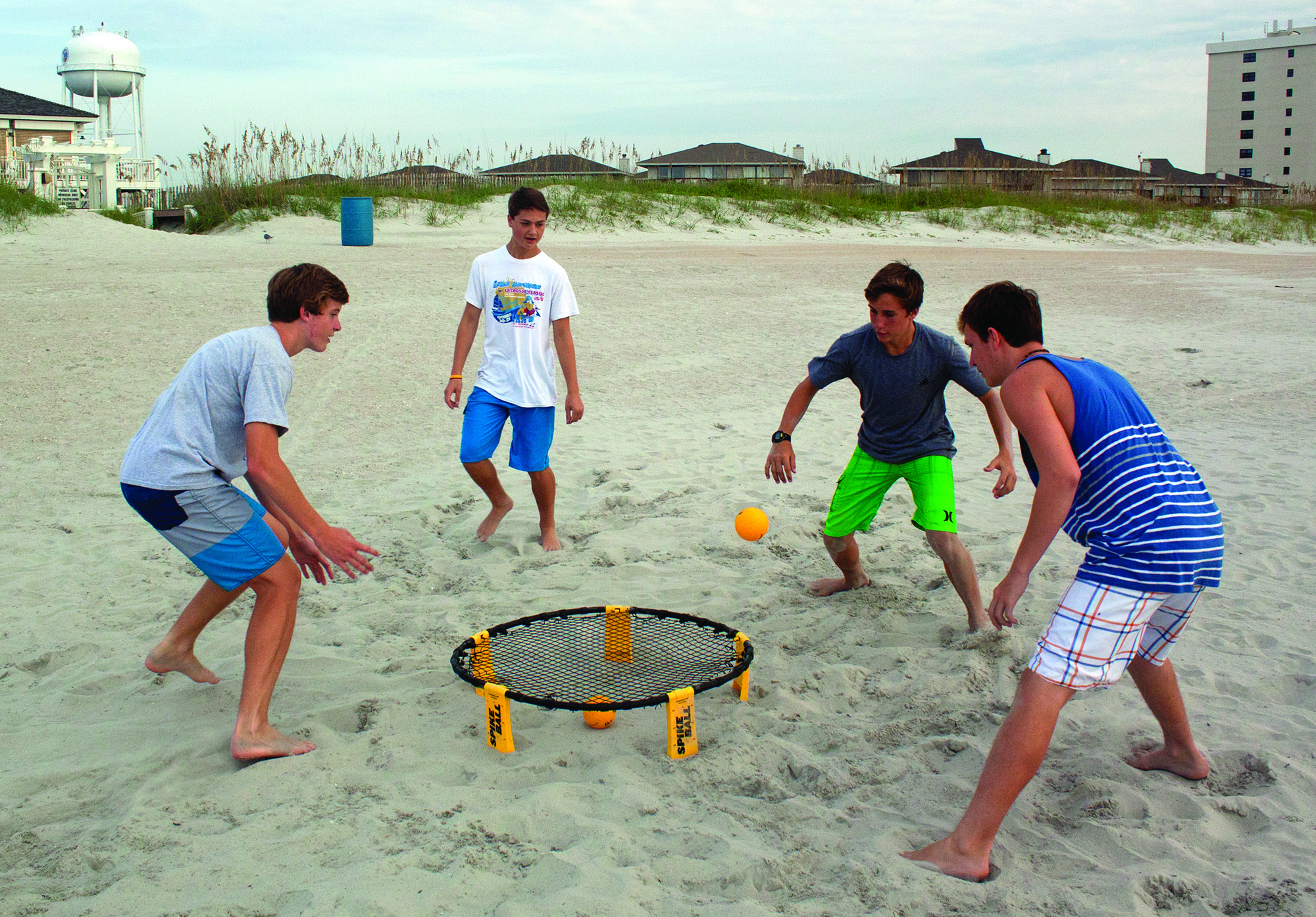 Beach sports, Spikeball by the shore, Fun in the sun, Outdoor recreation, 2000x1400 HD Desktop
