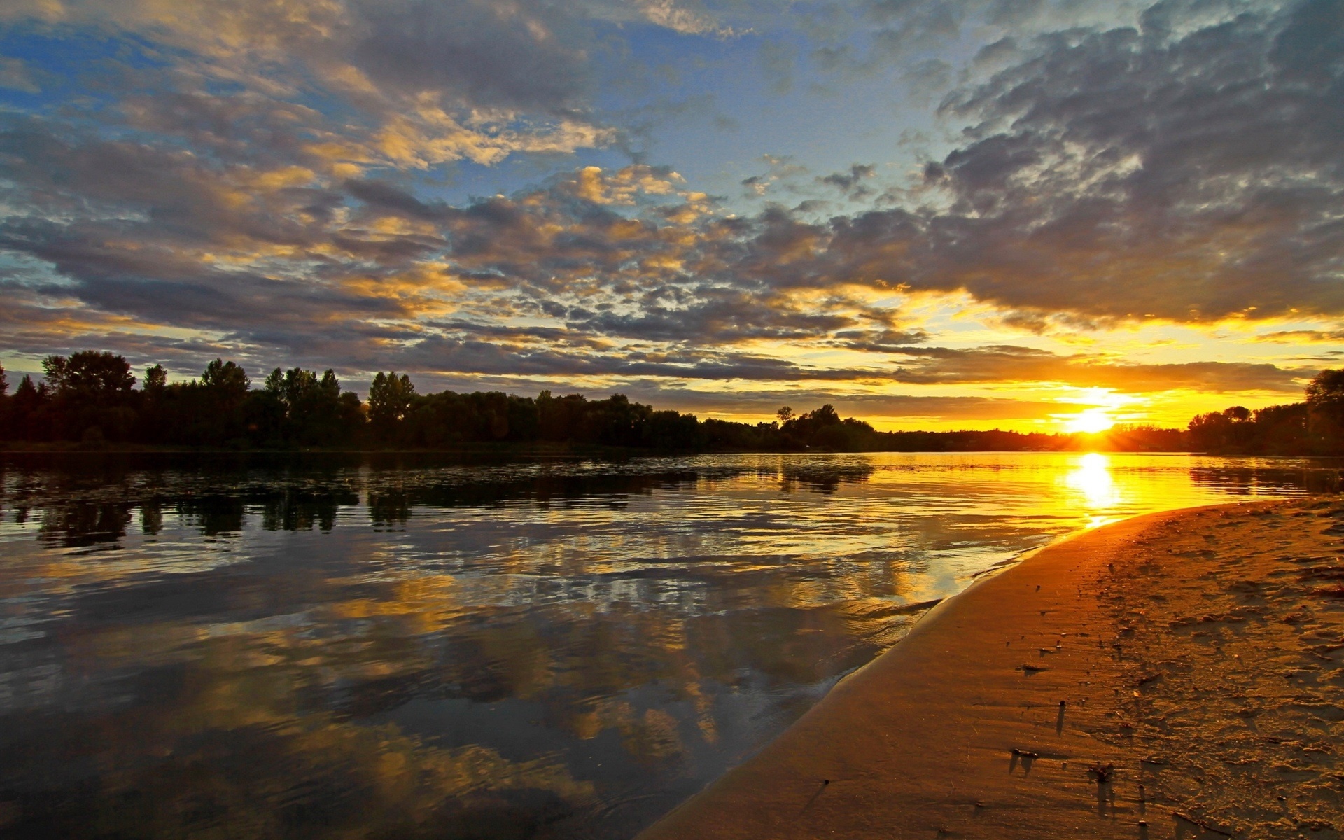 The Volga River, Russia, Serene sunset, Natural beauty captured, 1920x1200 HD Desktop