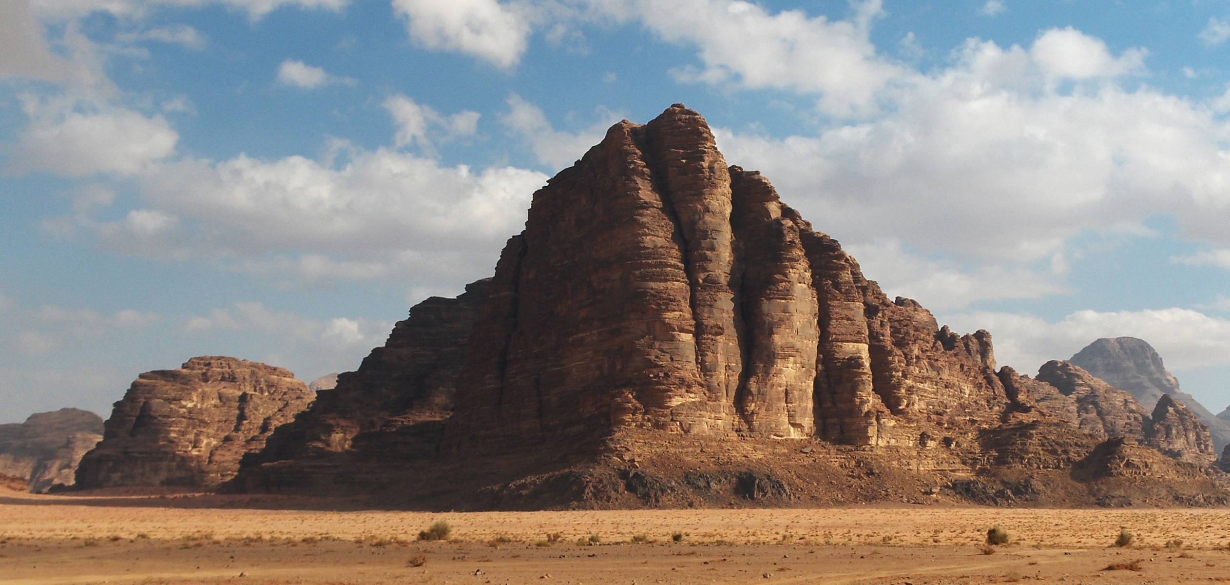 Wadi Rum Village, Hidden gems, Jordan's beauty, Spectacular landscapes, 2530x1200 Dual Screen Desktop