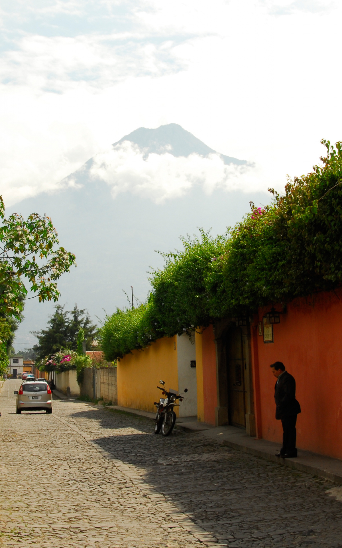 Free download Antigua Guatemala, Beautiful wallpapers, Guatemalan charm, Captivating city, 1200x1920 HD Handy