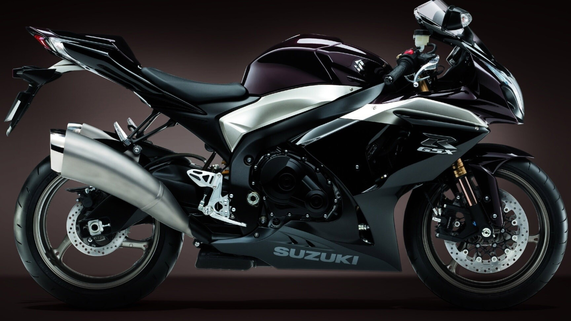 GSX-R: Suzuki, Gixxer, Motorcycle, Sixth generation was introduced in 2000. 1920x1080 Full HD Background.