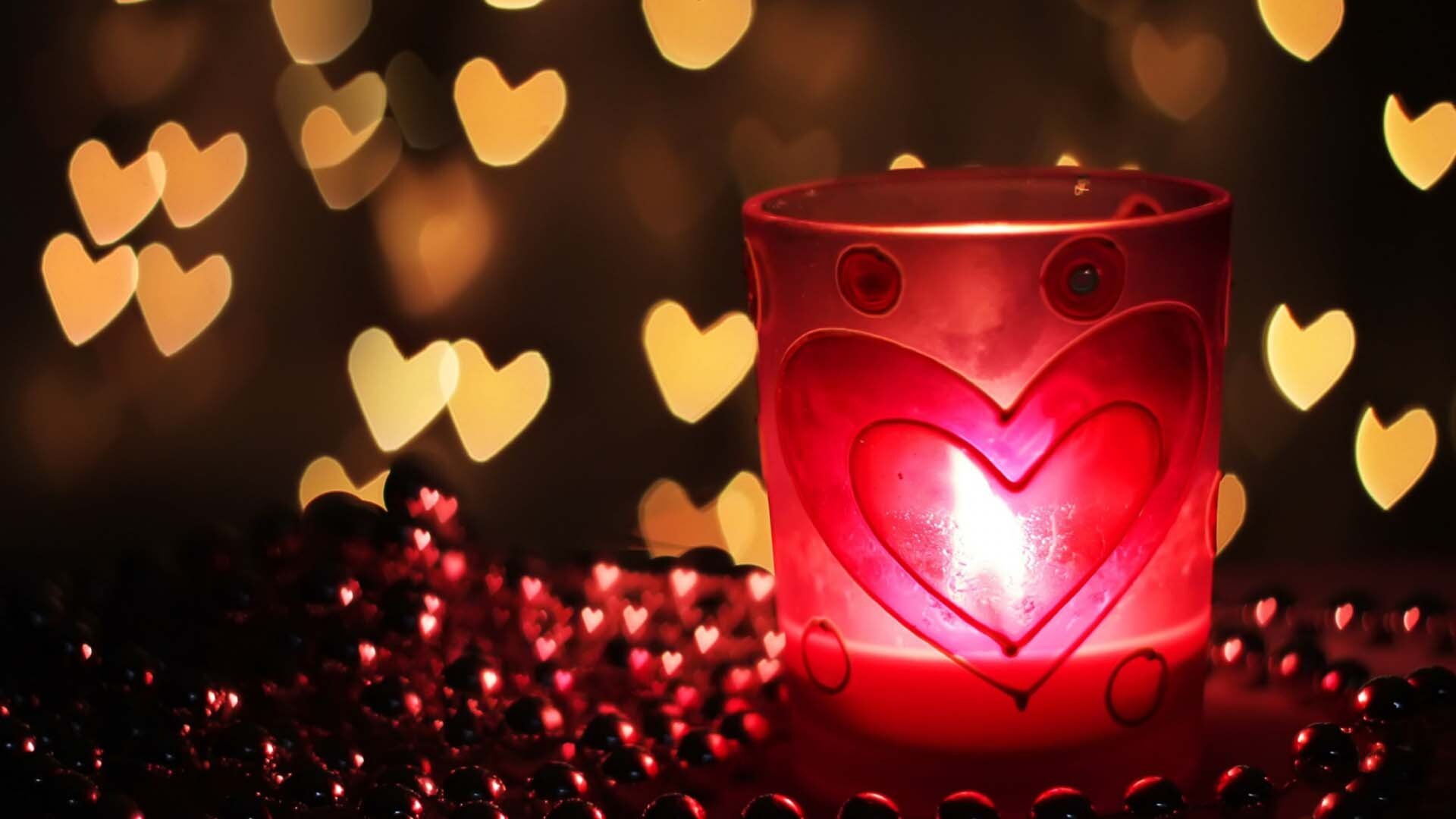 Girly: St. Valentine's Day, Heart-shaped candle, Pearls, Bright light. 1920x1080 Full HD Background.