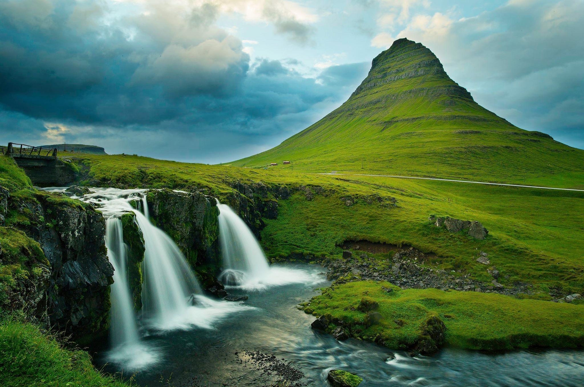 Kirkjufell, Striking landscapes, Majestic peak, Picture-perfect, 2050x1360 HD Desktop