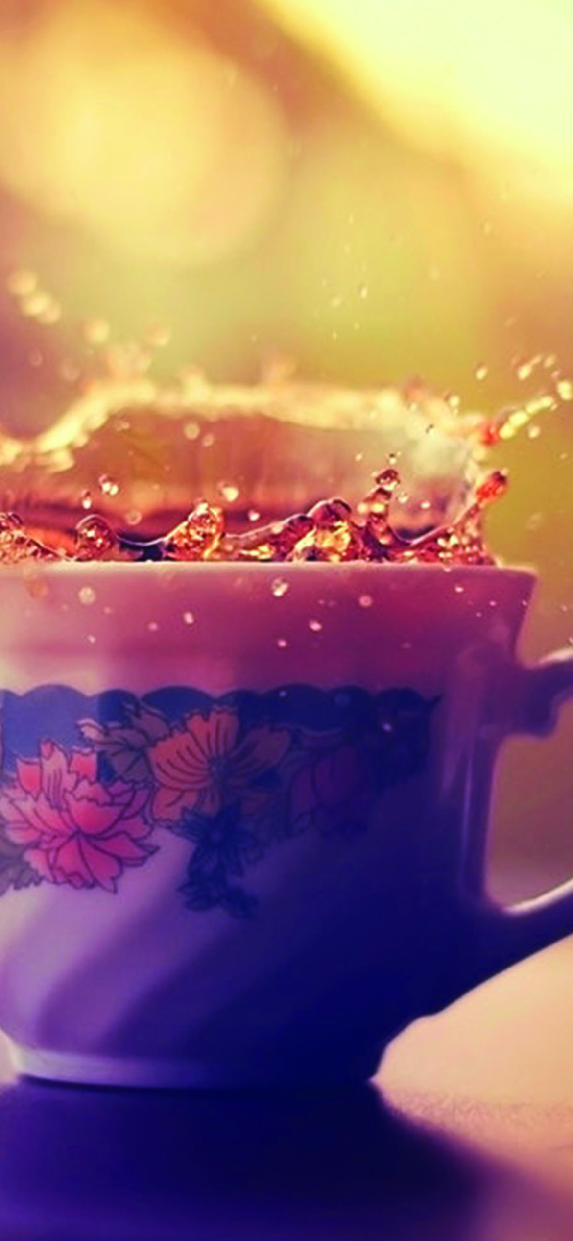 Tea: Drinking a hot beverage, Splash. 1170x2540 HD Wallpaper.