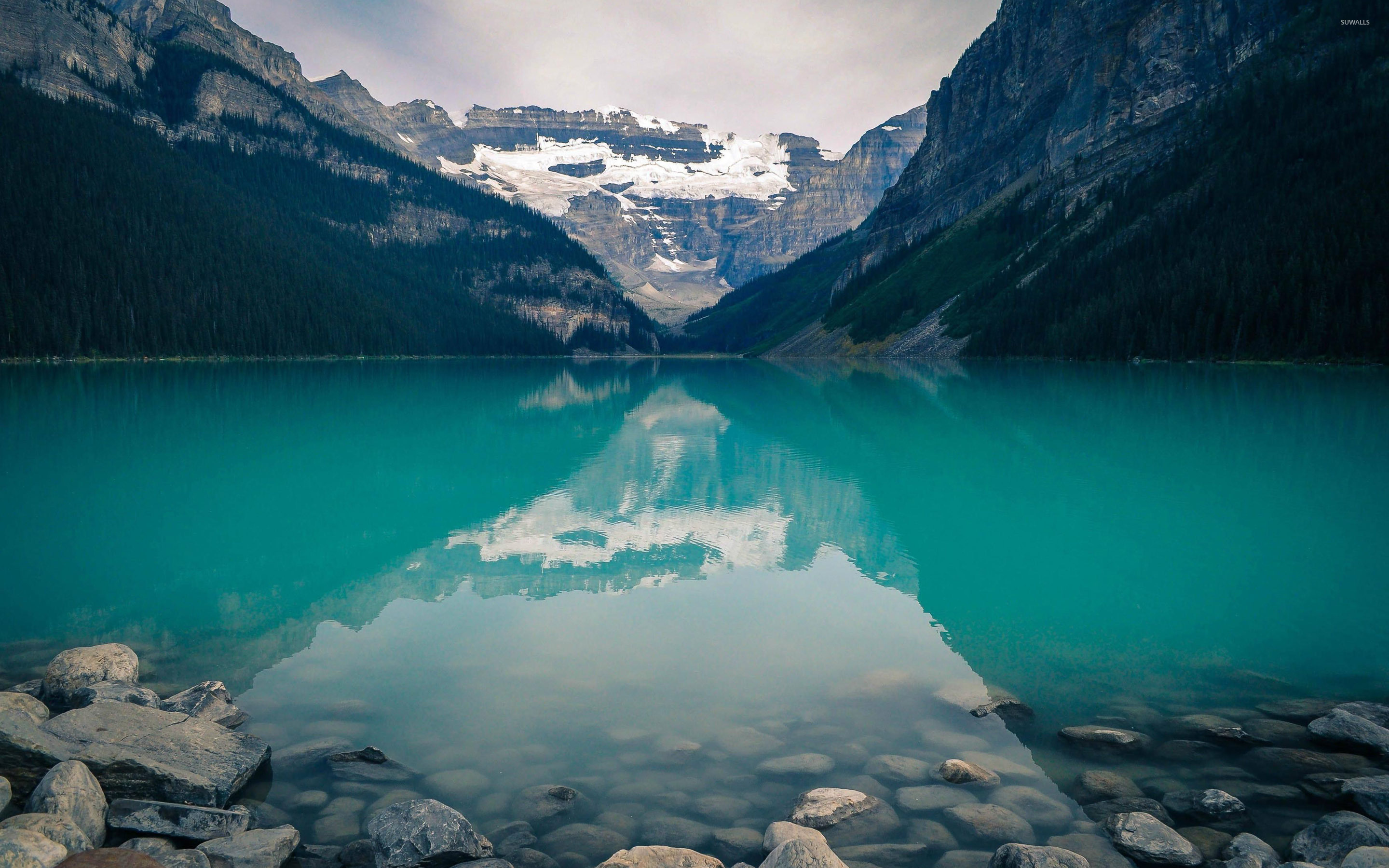 Lake Louise, Canada's natural beauty, Captivating wallpapers, Superb photography, 2880x1800 HD Desktop