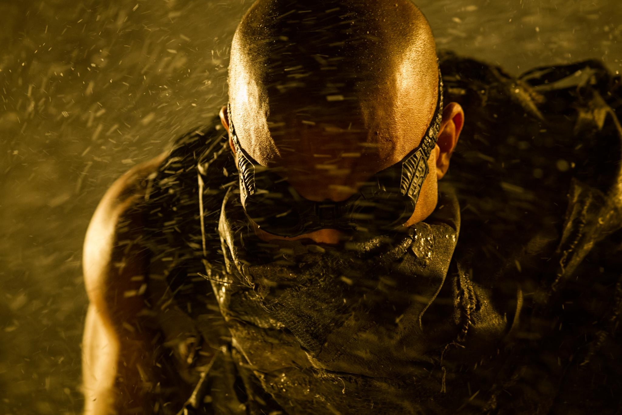 Vin Diesel, New image of Riddick, Sneak peek, Exciting updates, 2050x1370 HD Desktop
