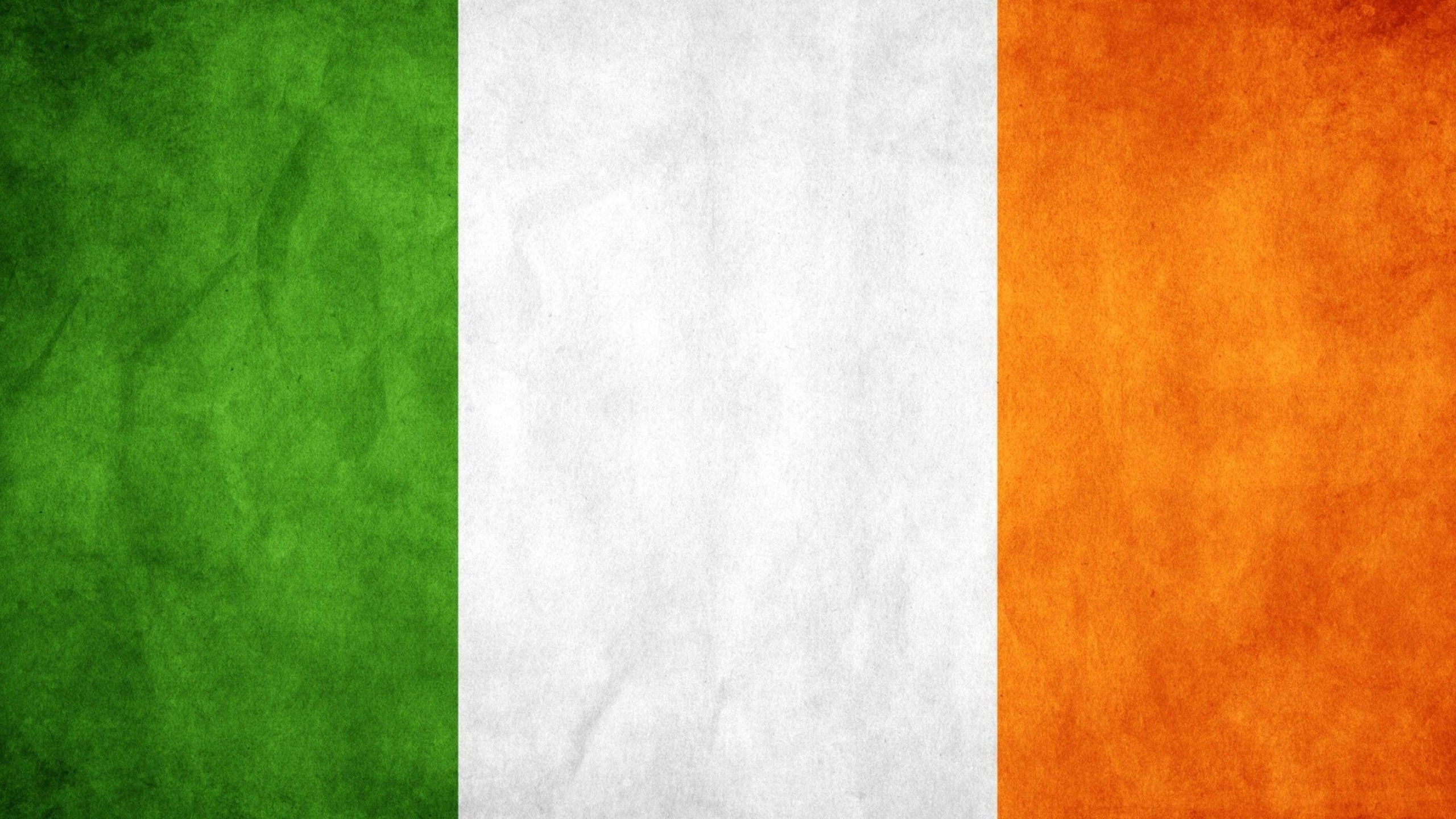 Irish flag, National pride, Celtic heritage, Symbol of Ireland, 2560x1440 HD Desktop