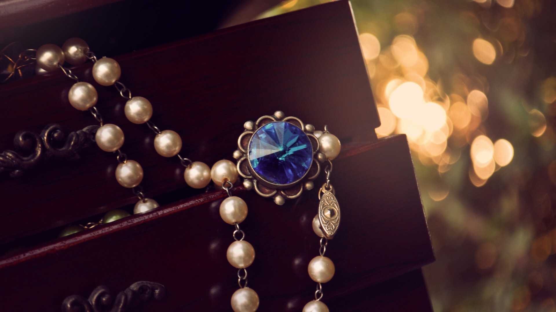 Download wallpaper beads, Gemstone pearl sapphire, Pearl necklace, Blue stone, 1920x1080 Full HD Desktop