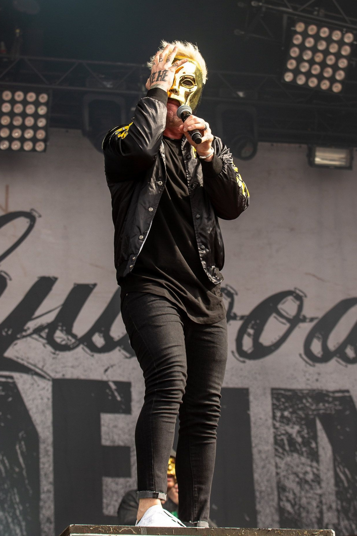 Hollywood Undead, Epic live performances, Firetruck spectacle, Yann Charles photography, 1370x2050 HD Phone