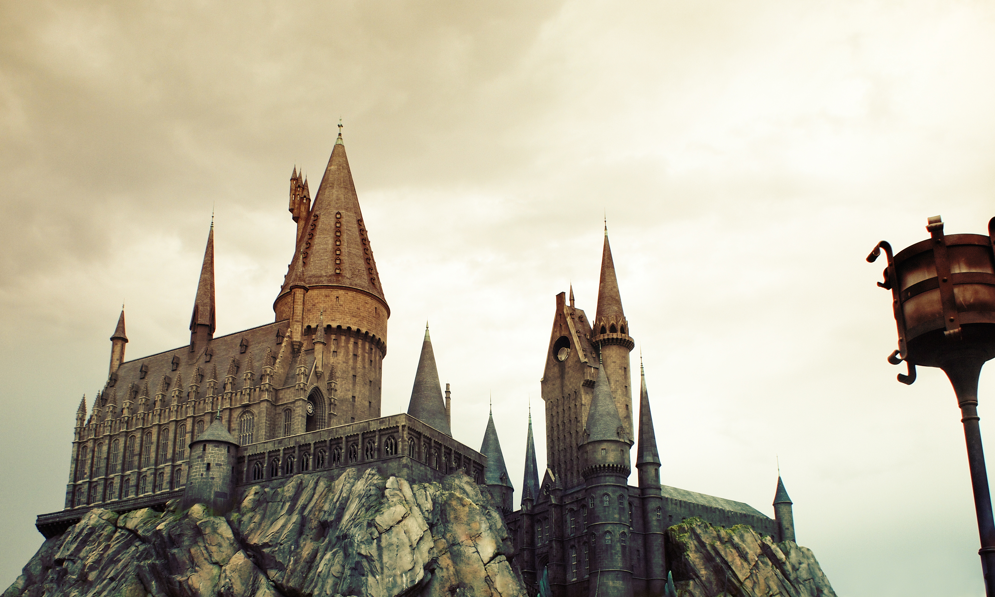 Hogwarts Castle, Mesmerizing castle wallpapers, Hogwarts castle fan art, Magical Harry Potter landscapes, 3490x2090 HD Desktop