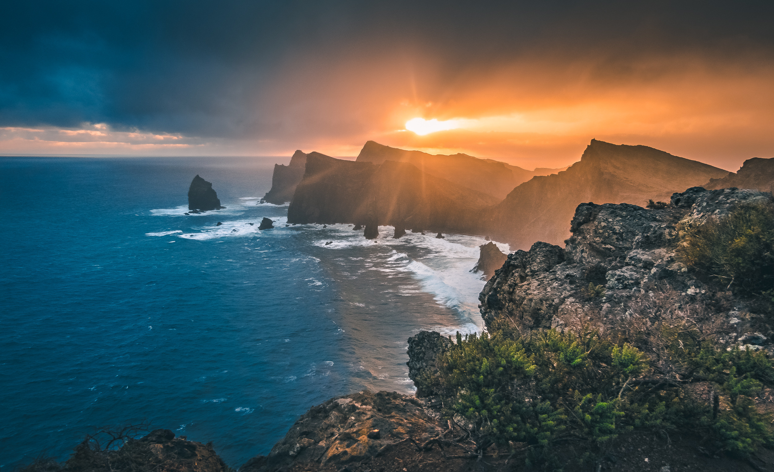Madeira, Scenic photography, Tropical paradise, Travel blog, 2500x1530 HD Desktop