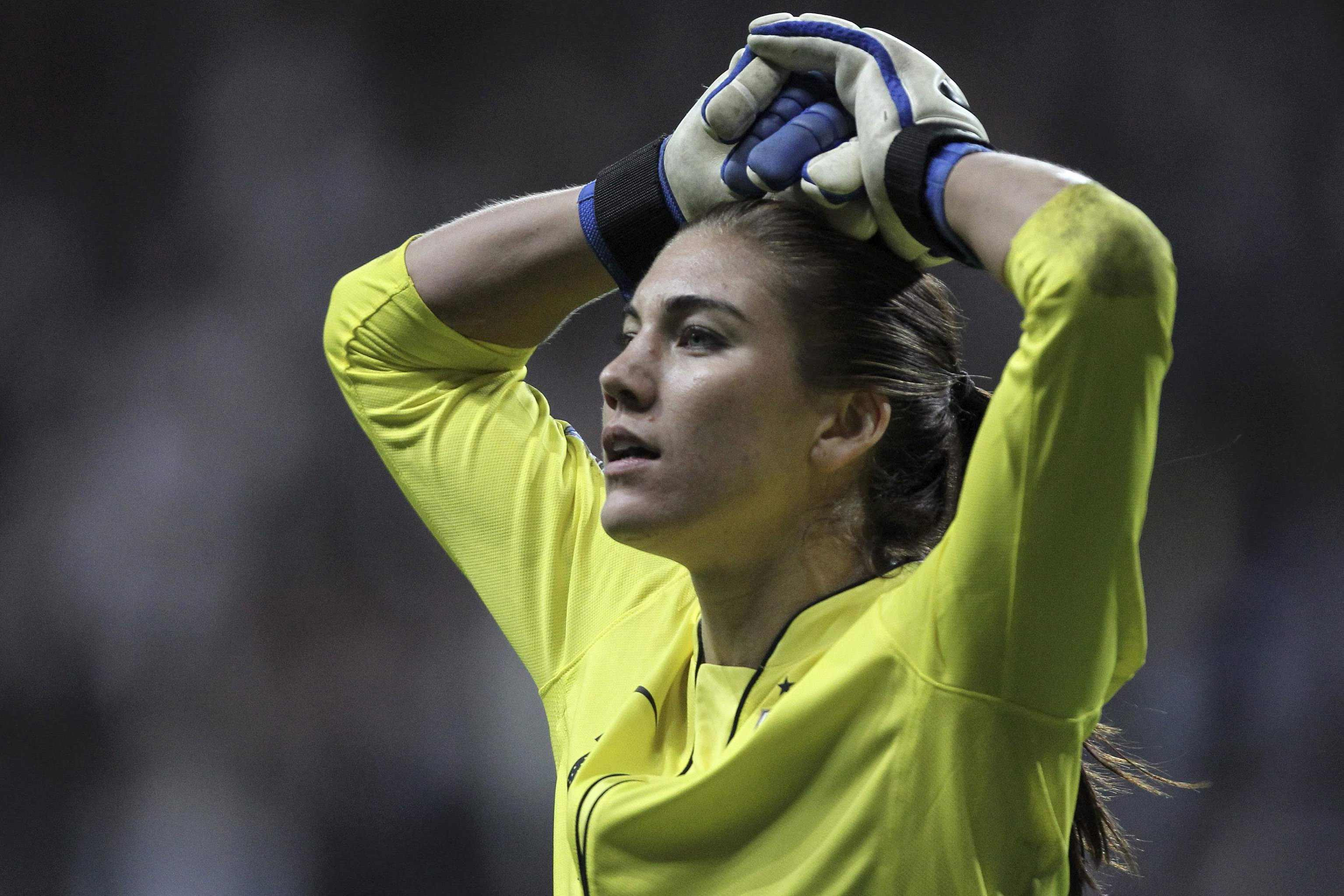 Hope Solo, Soccer star, Empowering women, Nike ad campaign, 3070x2050 HD Desktop