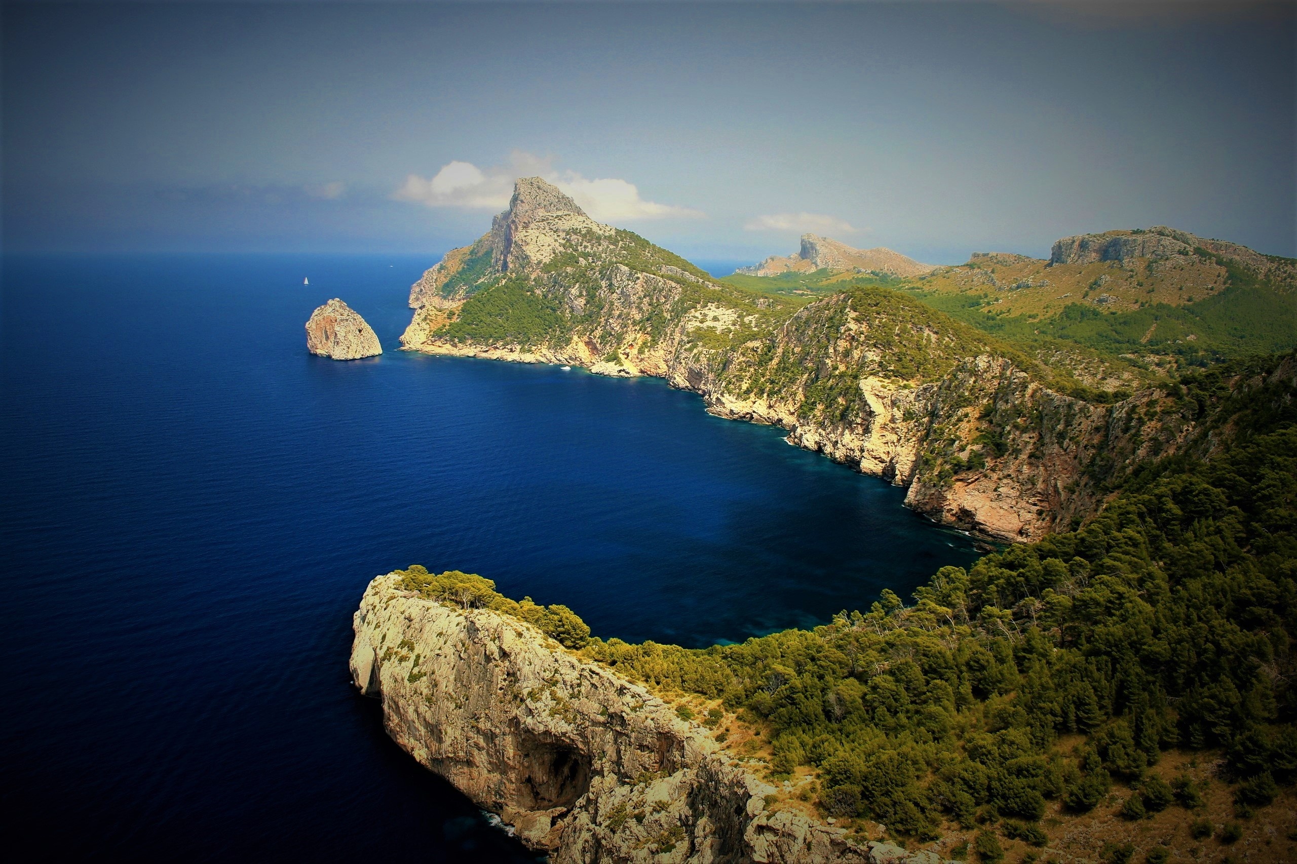 Coast of Mallorca, HD wallpaper background, 2560x1710 HD Desktop