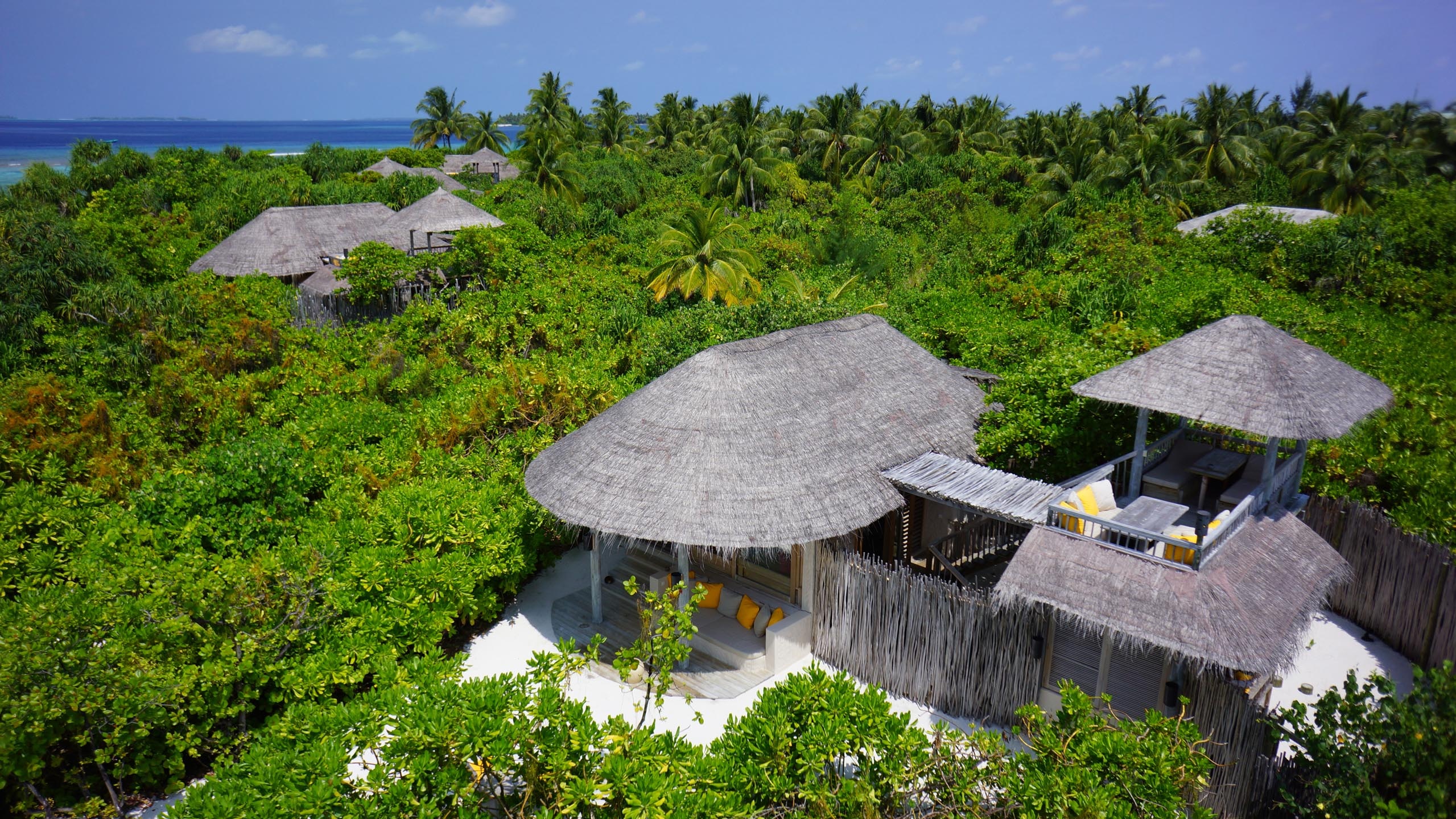 Laamu Atoll, Six Senses Laamu, Malediven 5 star hotel, 2560x1440 HD Desktop