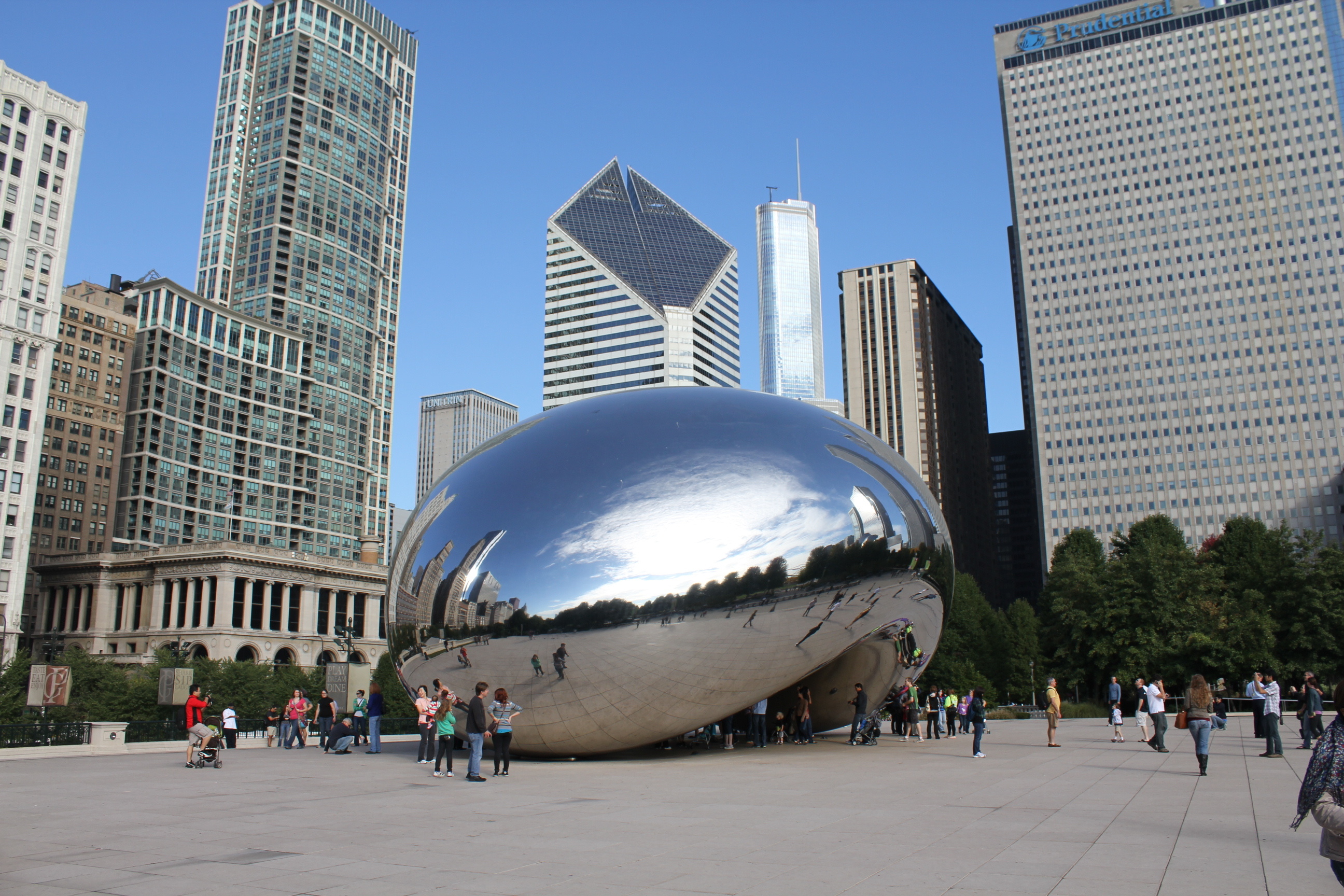 Chicago travel, Millennium Park, Public art landmark, Iconic sculpture, 2600x1730 HD Desktop