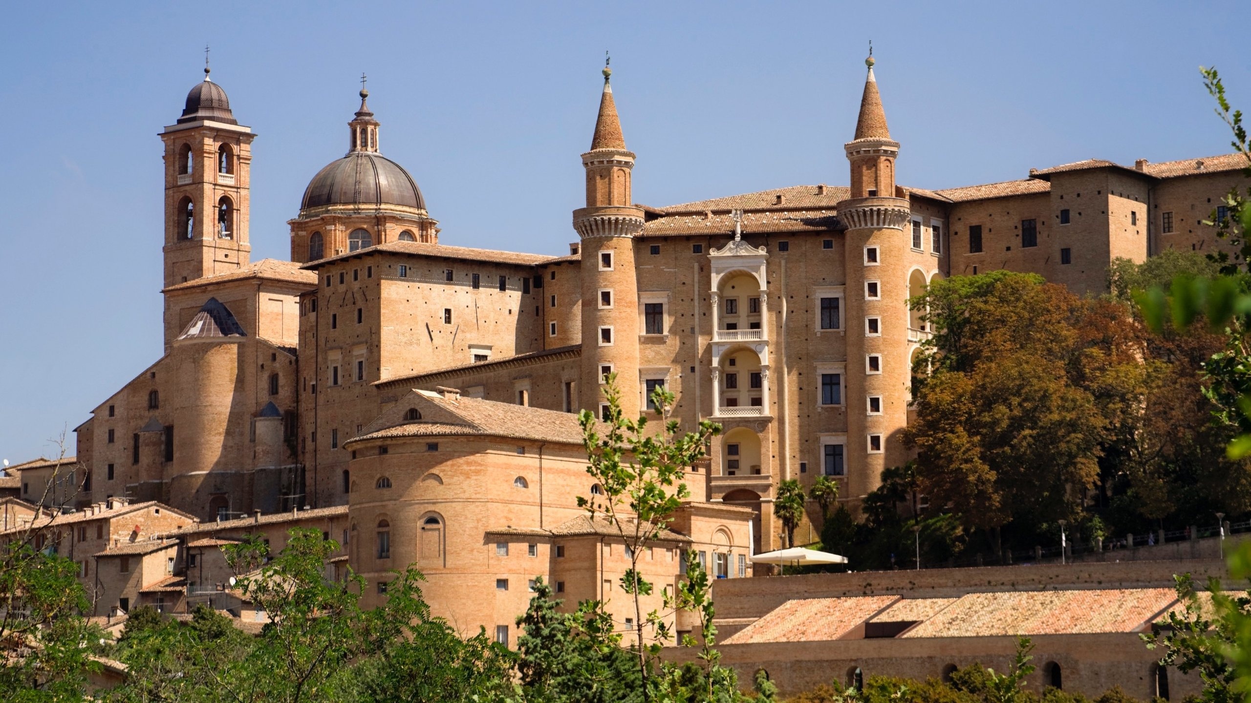 Ferienwohnung Urbino, Italy vacation, 2560x1440 HD Desktop
