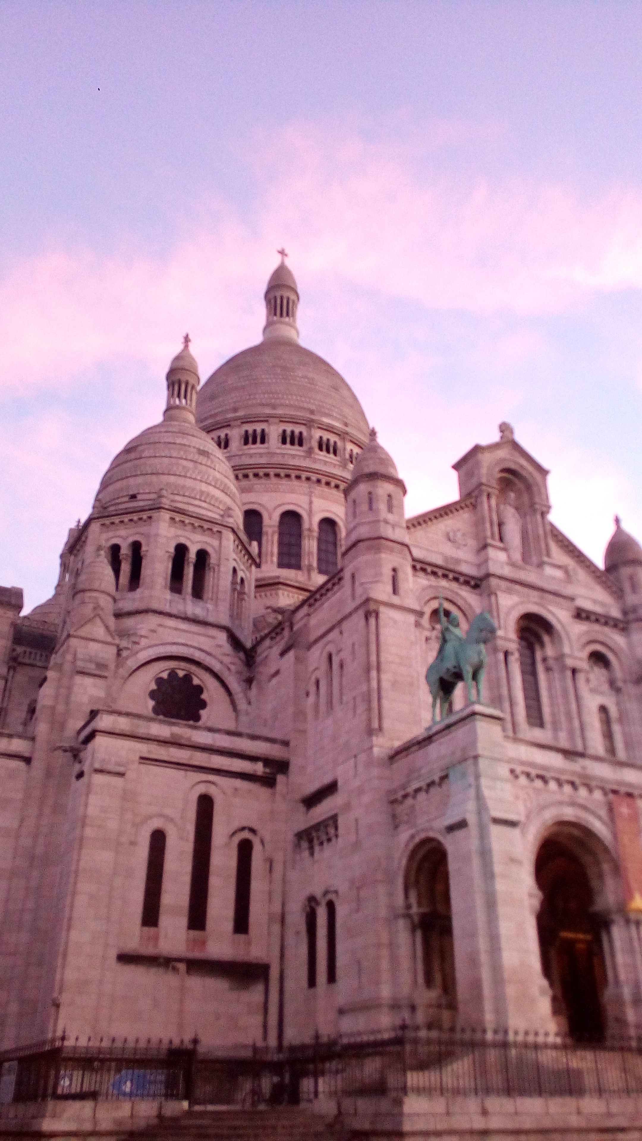 Sacred Heart Basilica, Paris Travels, Unique capital, Small capital, 2160x3840 4K Handy