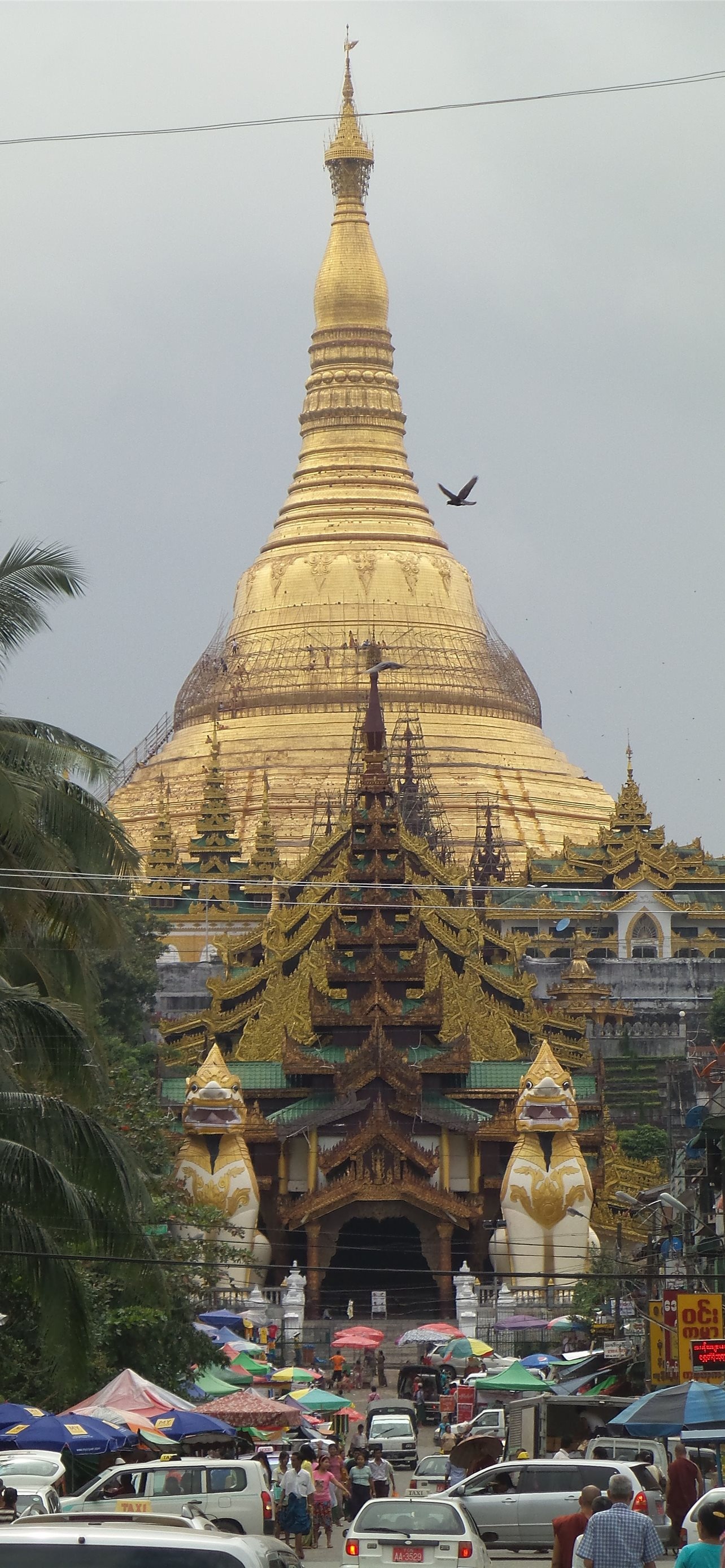 Shwedagon Pagoda, iPhone HD wallpapers, Serene beauty, 1290x2780 HD Handy
